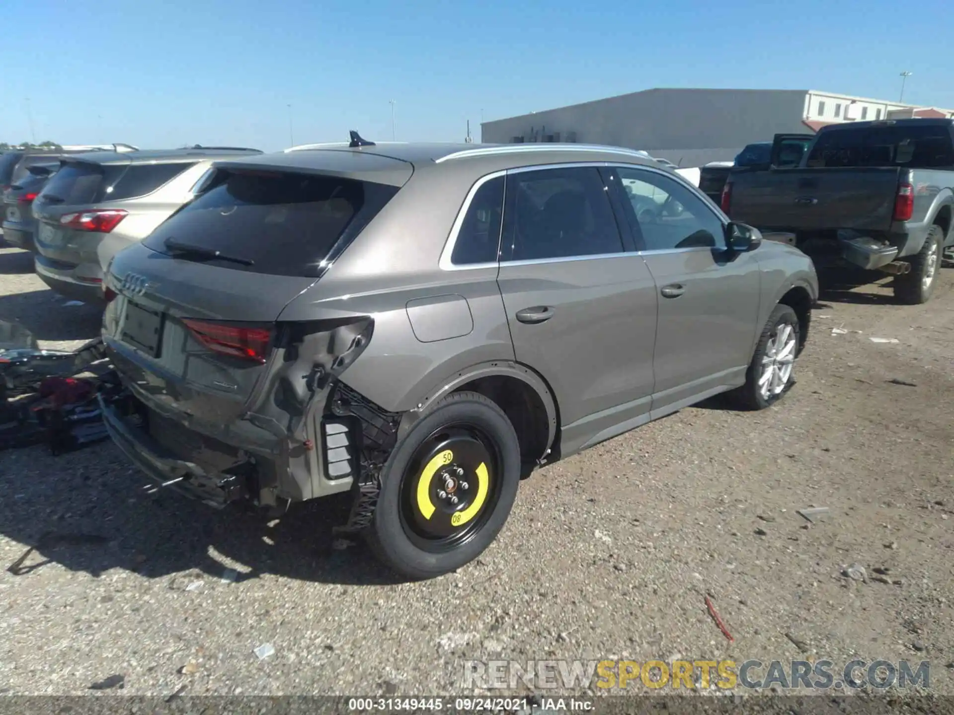 4 Photograph of a damaged car WA1DECF31M1040183 AUDI Q3 2021