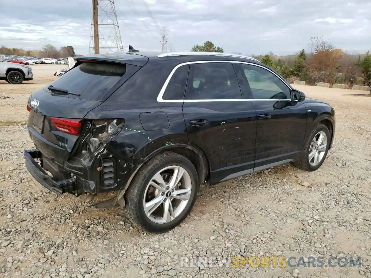 3 Photograph of a damaged car WA1DECF31M1045321 AUDI Q3 2021