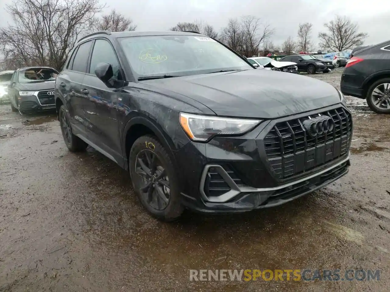 1 Photograph of a damaged car WA1DECF31M1053659 AUDI Q3 2021