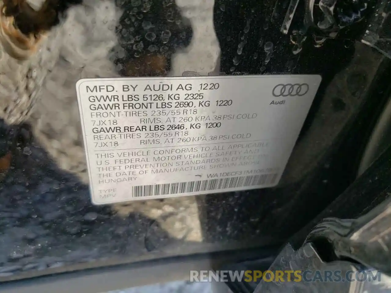 10 Photograph of a damaged car WA1DECF31M1067903 AUDI Q3 2021