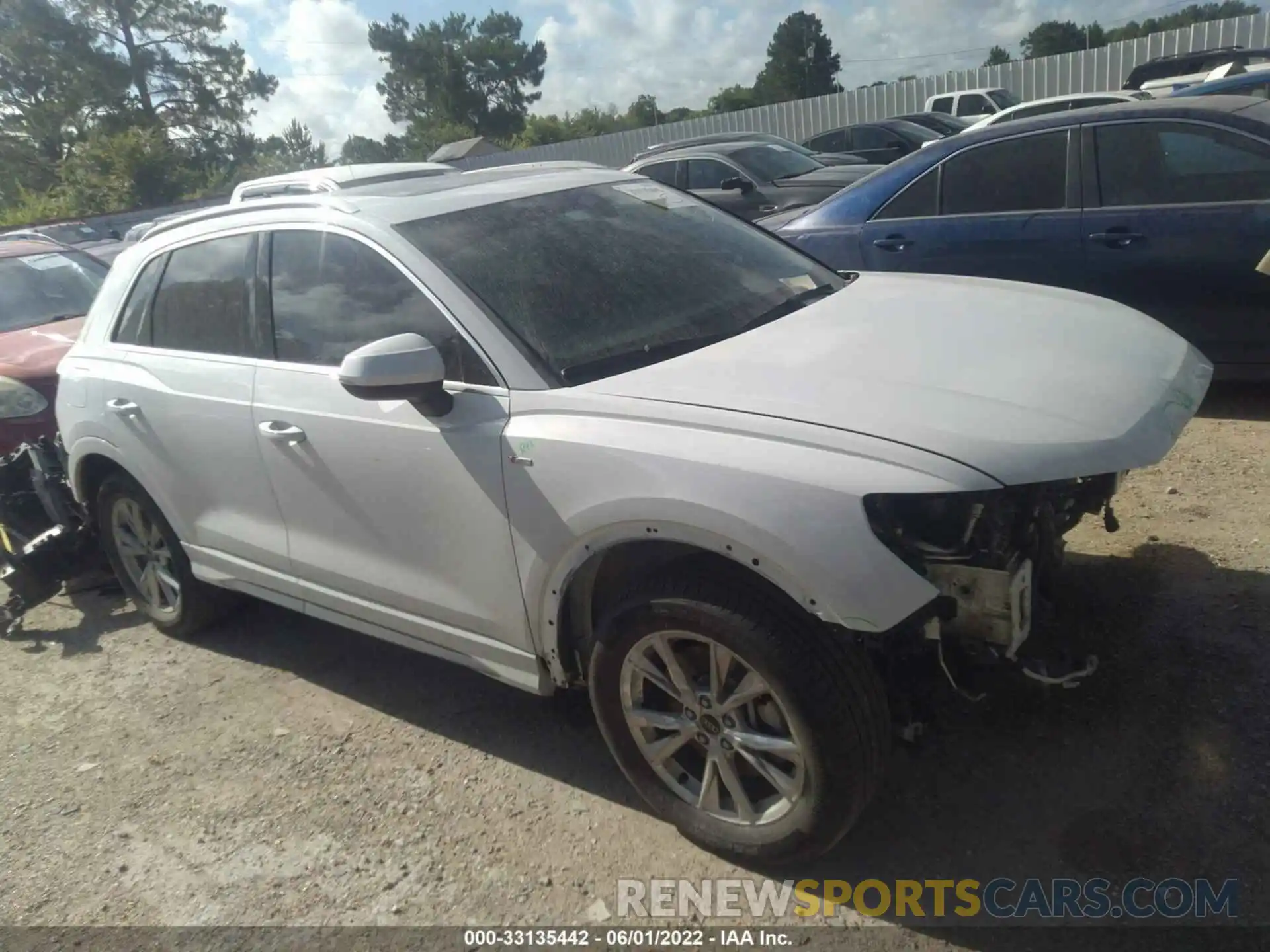 1 Photograph of a damaged car WA1DECF32M1043237 AUDI Q3 2021