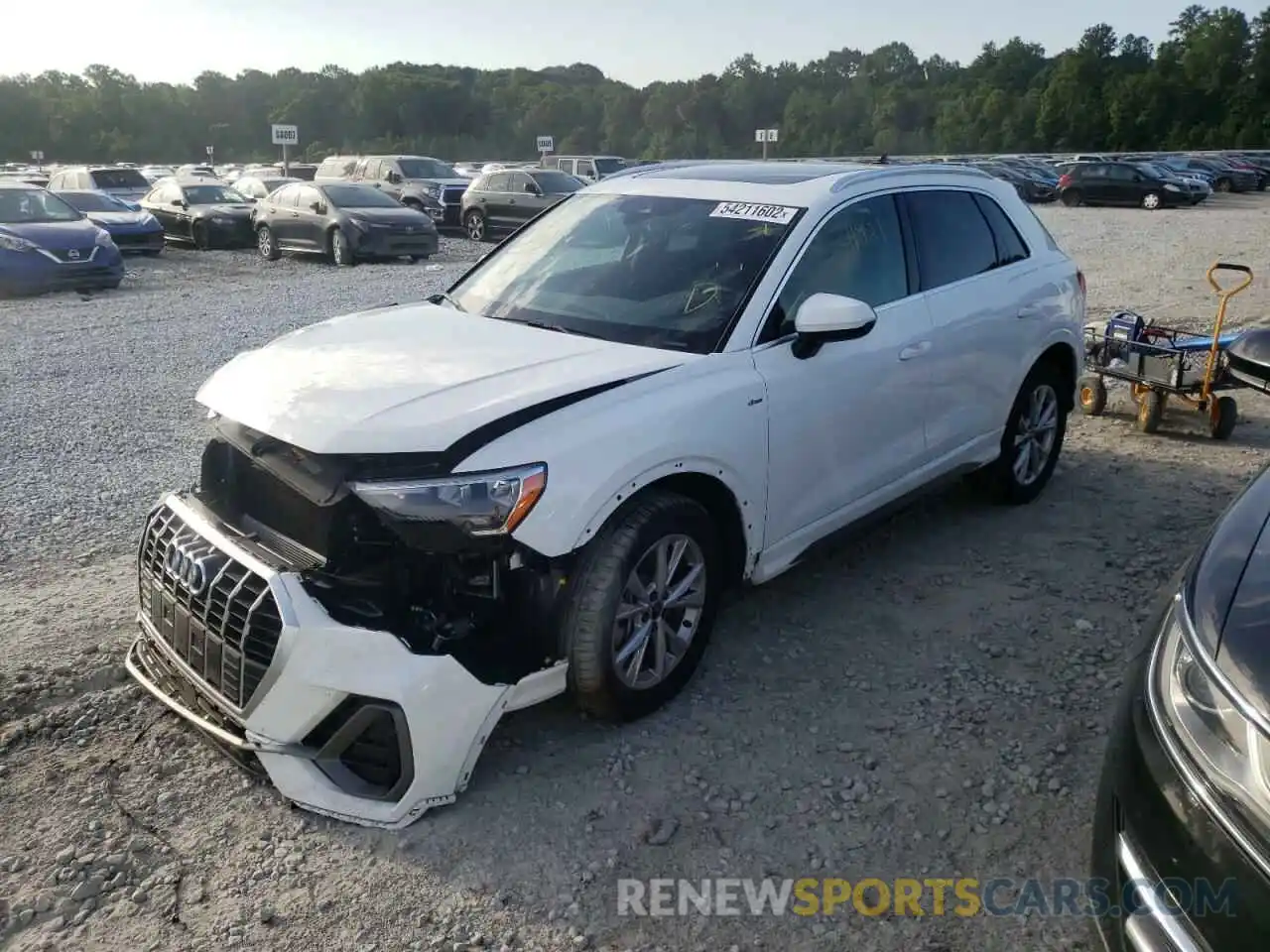 2 Photograph of a damaged car WA1DECF32M1068249 AUDI Q3 2021