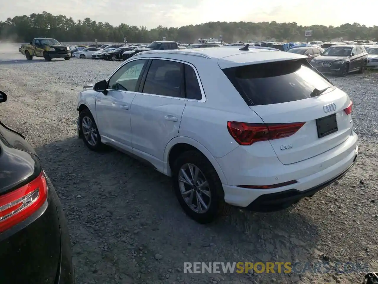 3 Photograph of a damaged car WA1DECF32M1068249 AUDI Q3 2021