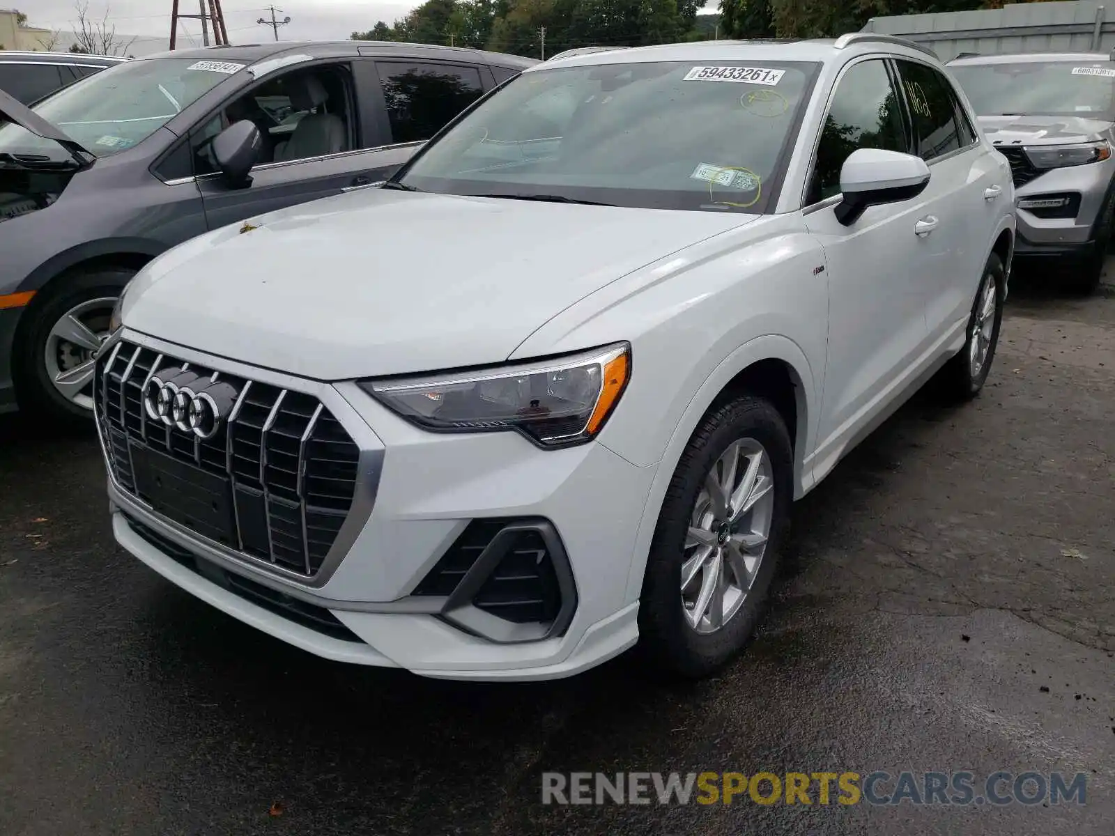 2 Photograph of a damaged car WA1DECF32M1125906 AUDI Q3 2021