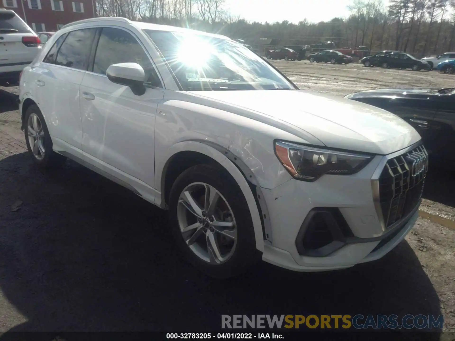 1 Photograph of a damaged car WA1DECF33M1010053 AUDI Q3 2021