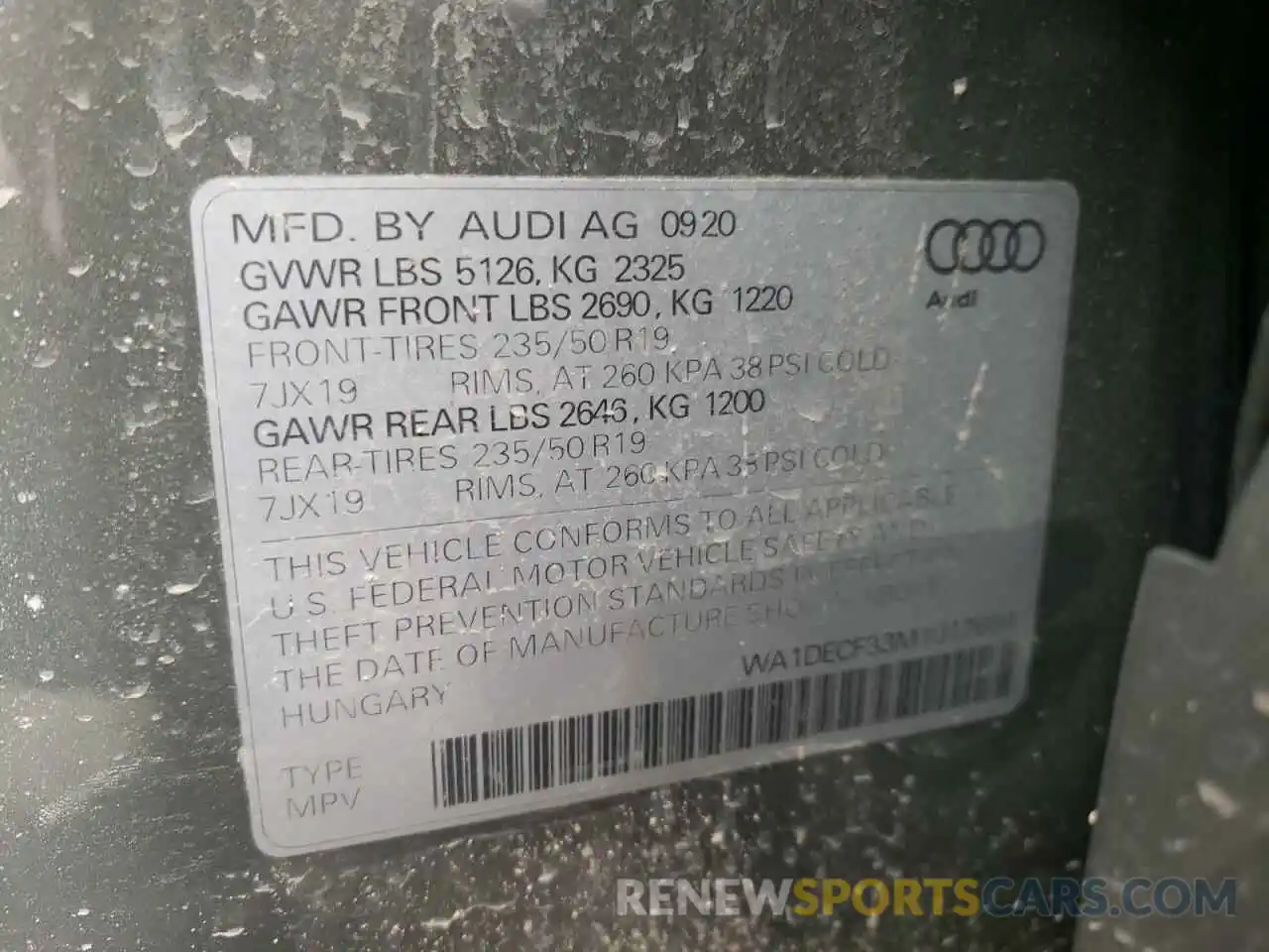 10 Photograph of a damaged car WA1DECF33M1017696 AUDI Q3 2021