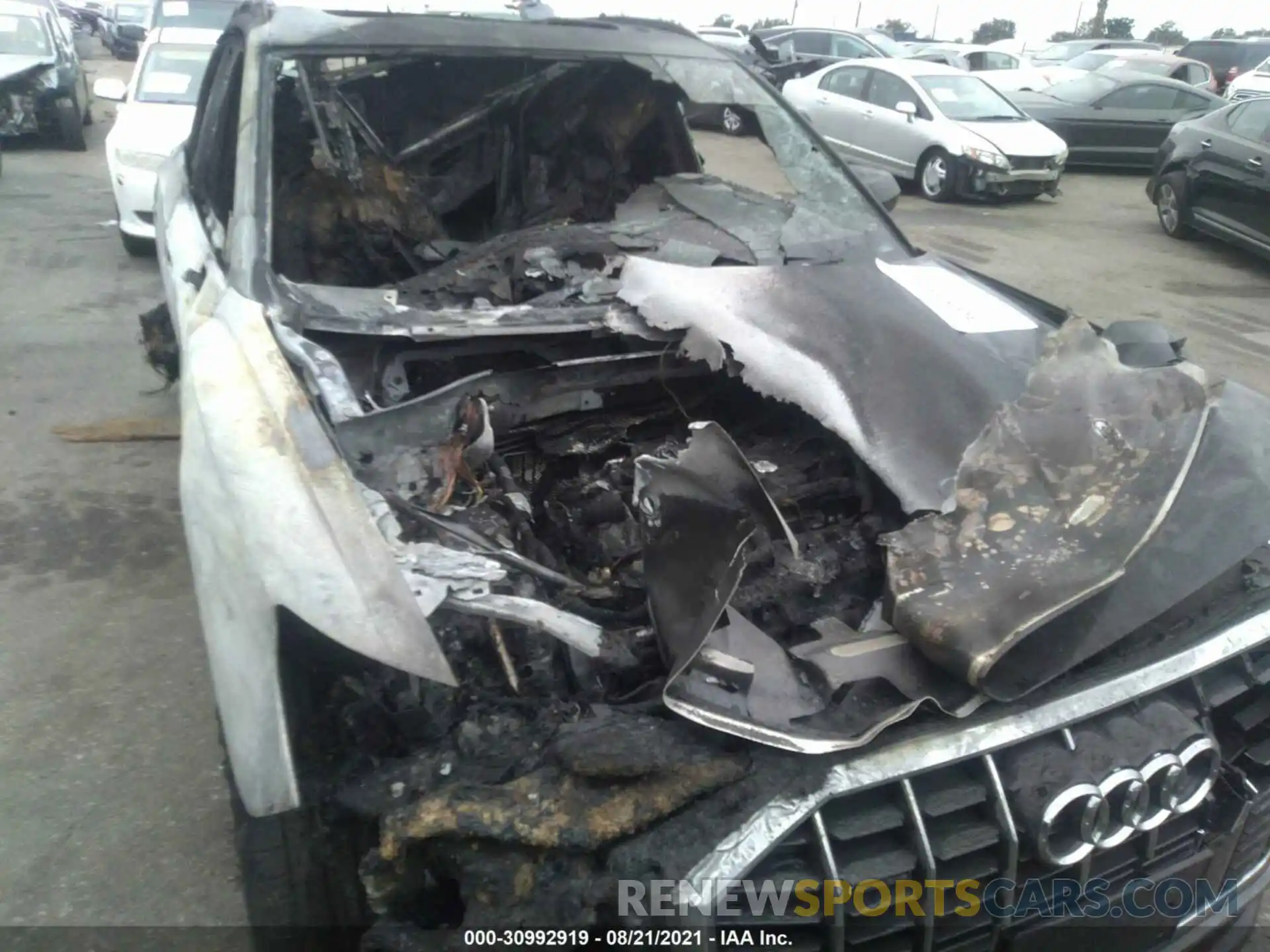 6 Photograph of a damaged car WA1DECF33M1049449 AUDI Q3 2021