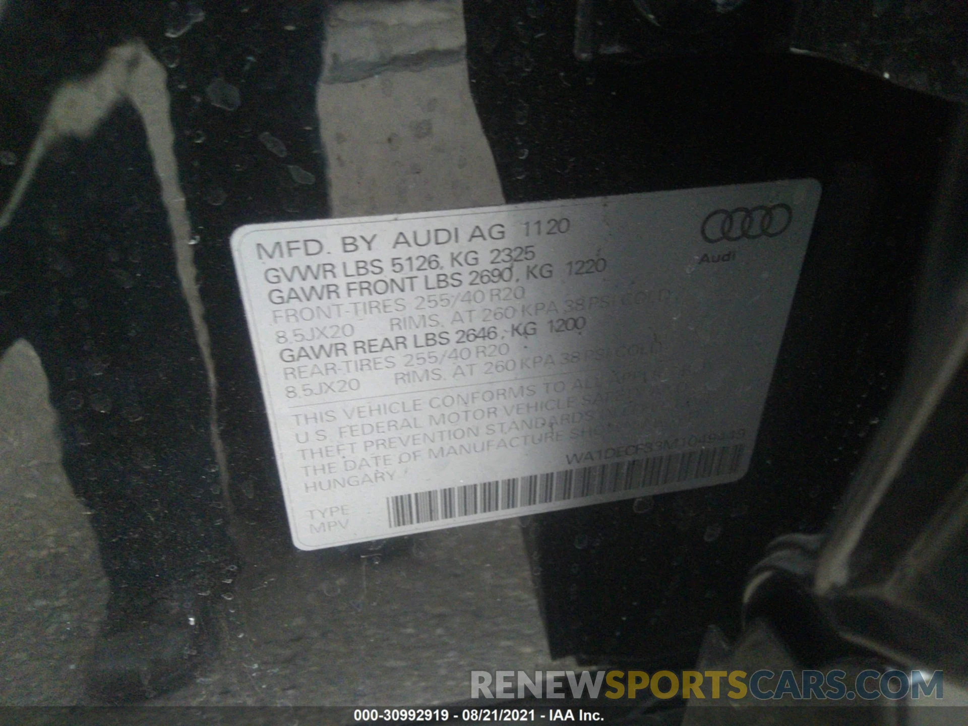 9 Photograph of a damaged car WA1DECF33M1049449 AUDI Q3 2021