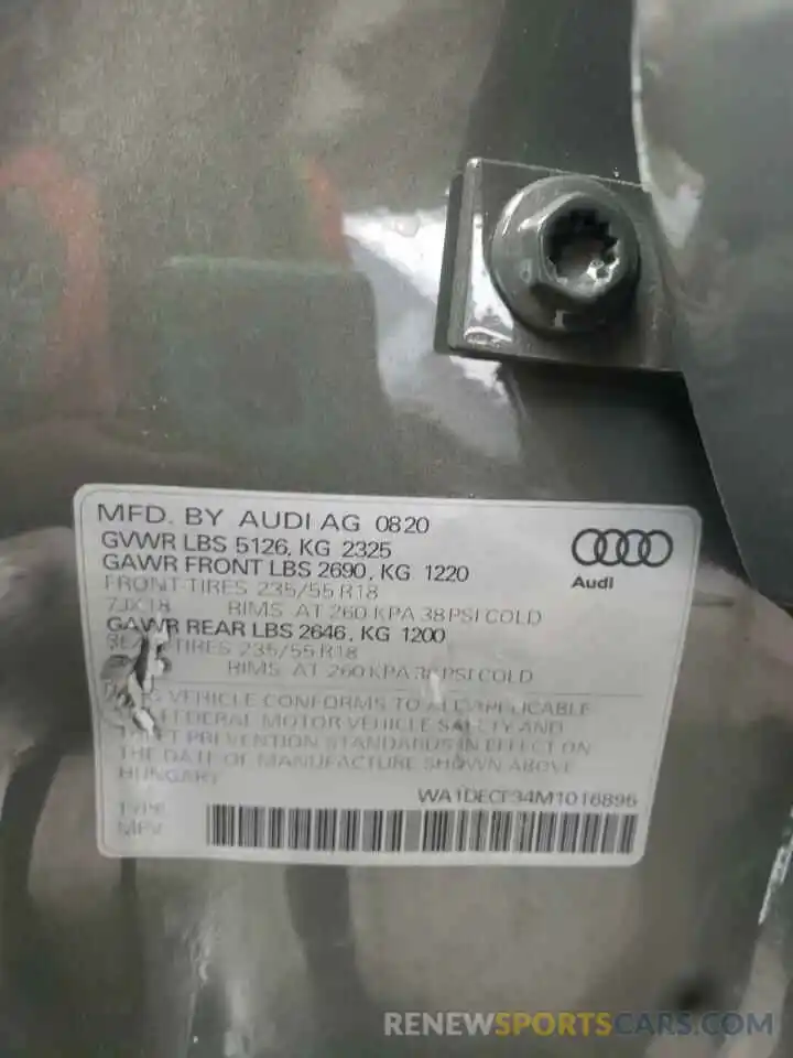 10 Photograph of a damaged car WA1DECF34M1016895 AUDI Q3 2021