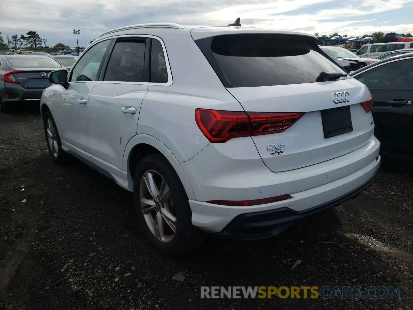 3 Photograph of a damaged car WA1DECF34M1023507 AUDI Q3 2021