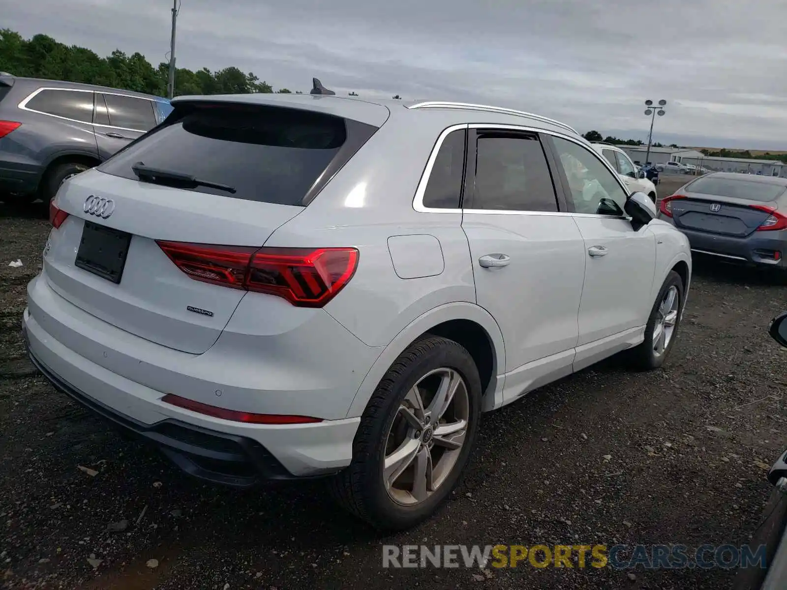 4 Photograph of a damaged car WA1DECF34M1023507 AUDI Q3 2021