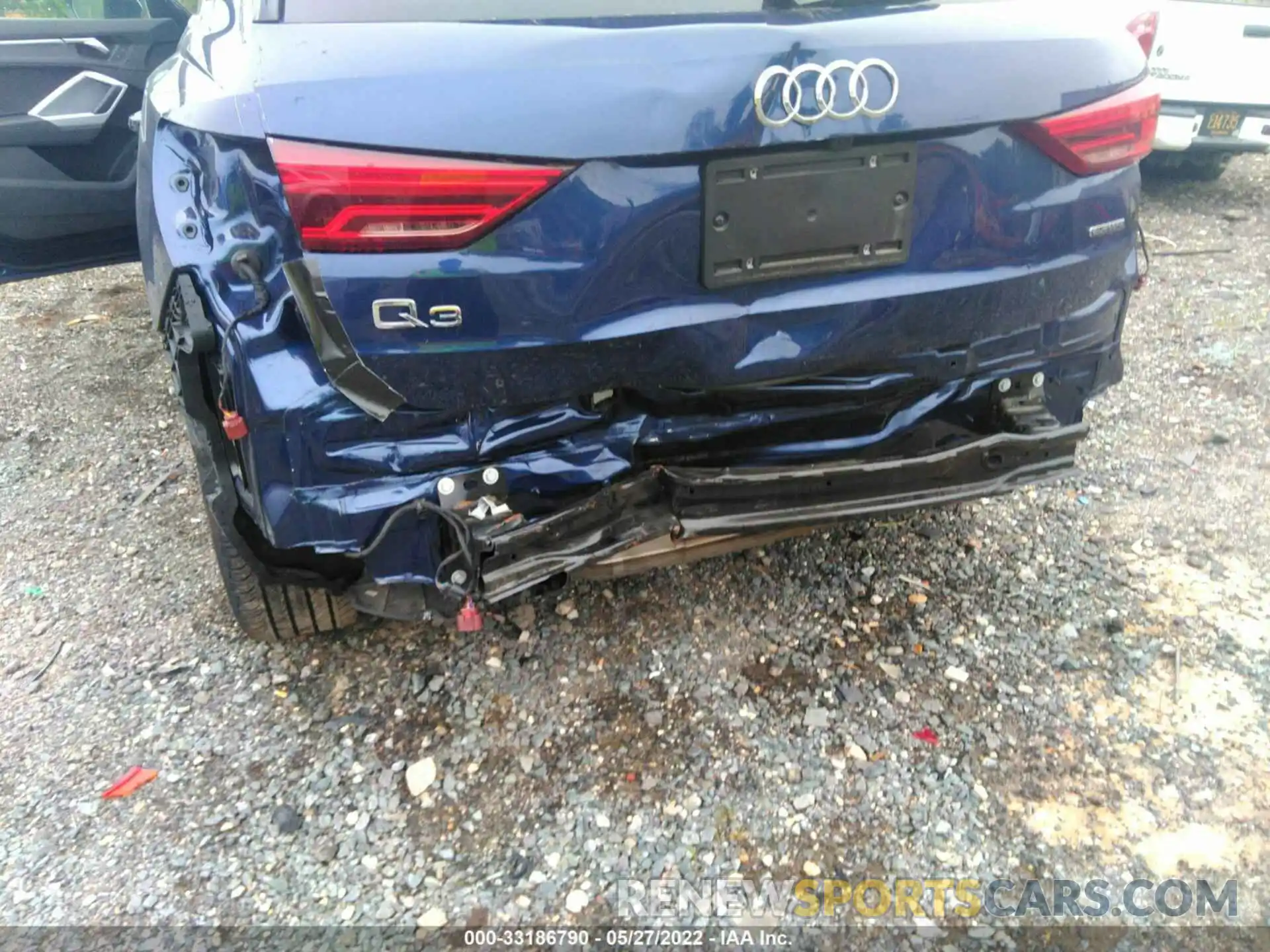 6 Photograph of a damaged car WA1DECF34M1024981 AUDI Q3 2021