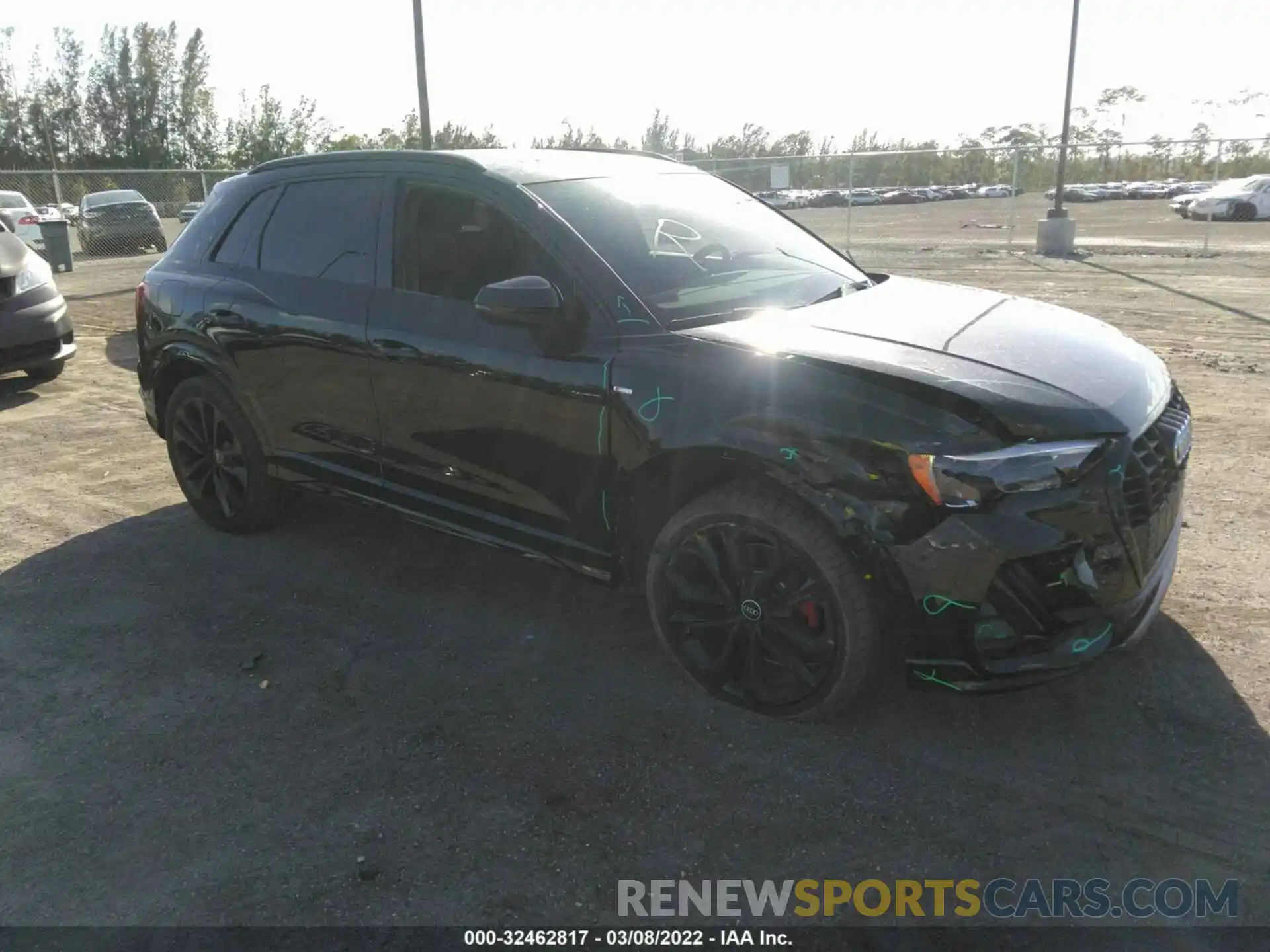 1 Photograph of a damaged car WA1DECF34M1031185 AUDI Q3 2021