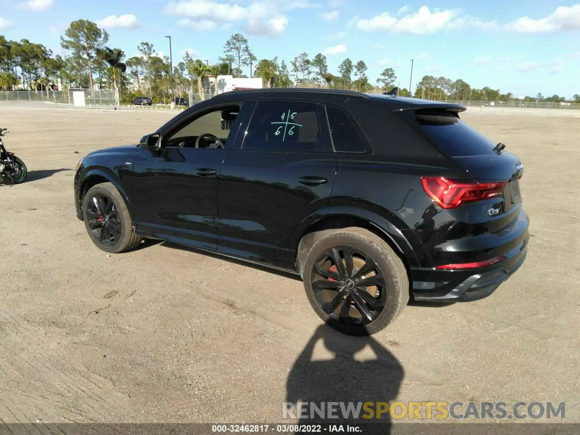 3 Photograph of a damaged car WA1DECF34M1031185 AUDI Q3 2021