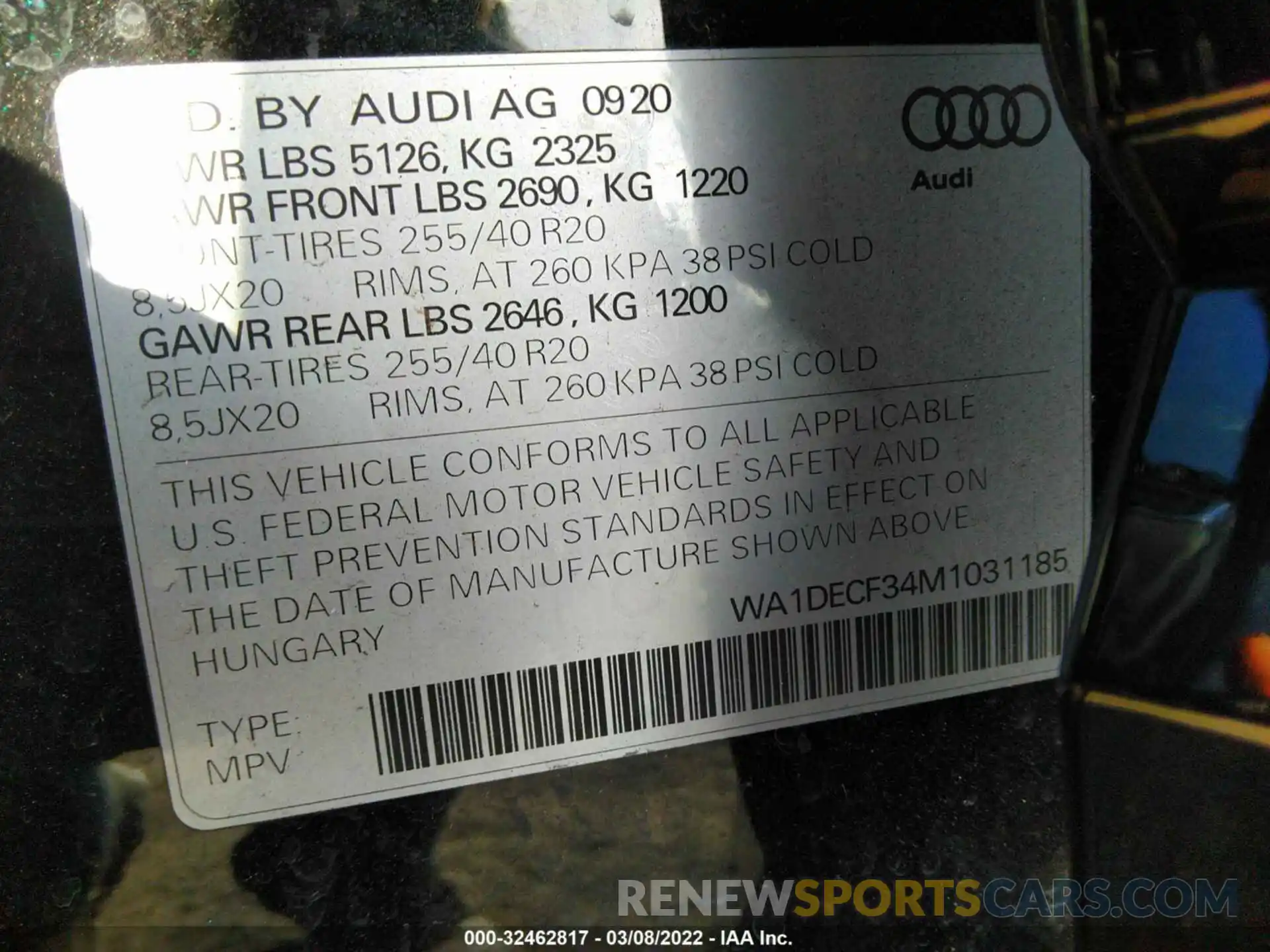 9 Photograph of a damaged car WA1DECF34M1031185 AUDI Q3 2021