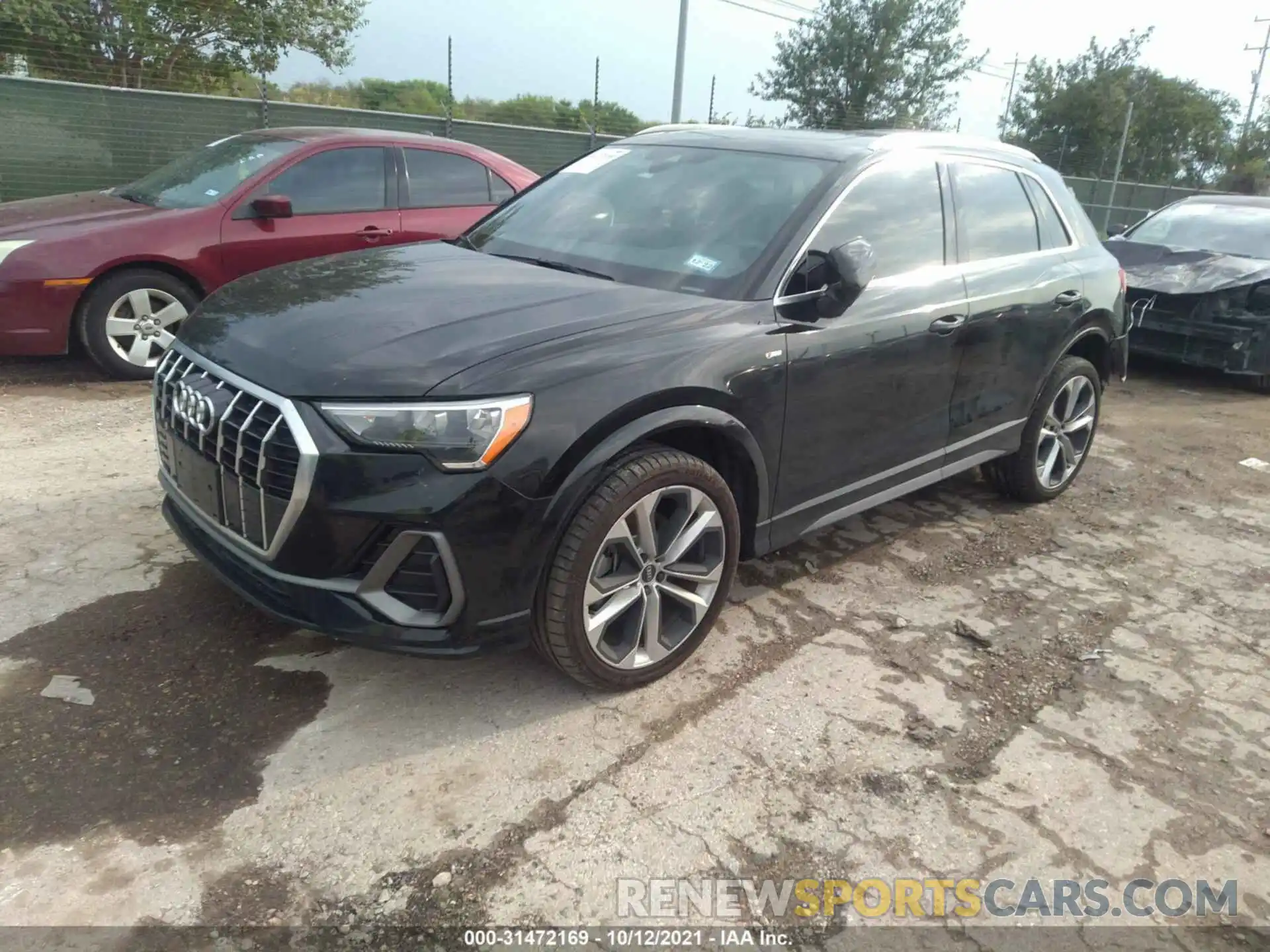 2 Photograph of a damaged car WA1DECF34M1047614 AUDI Q3 2021