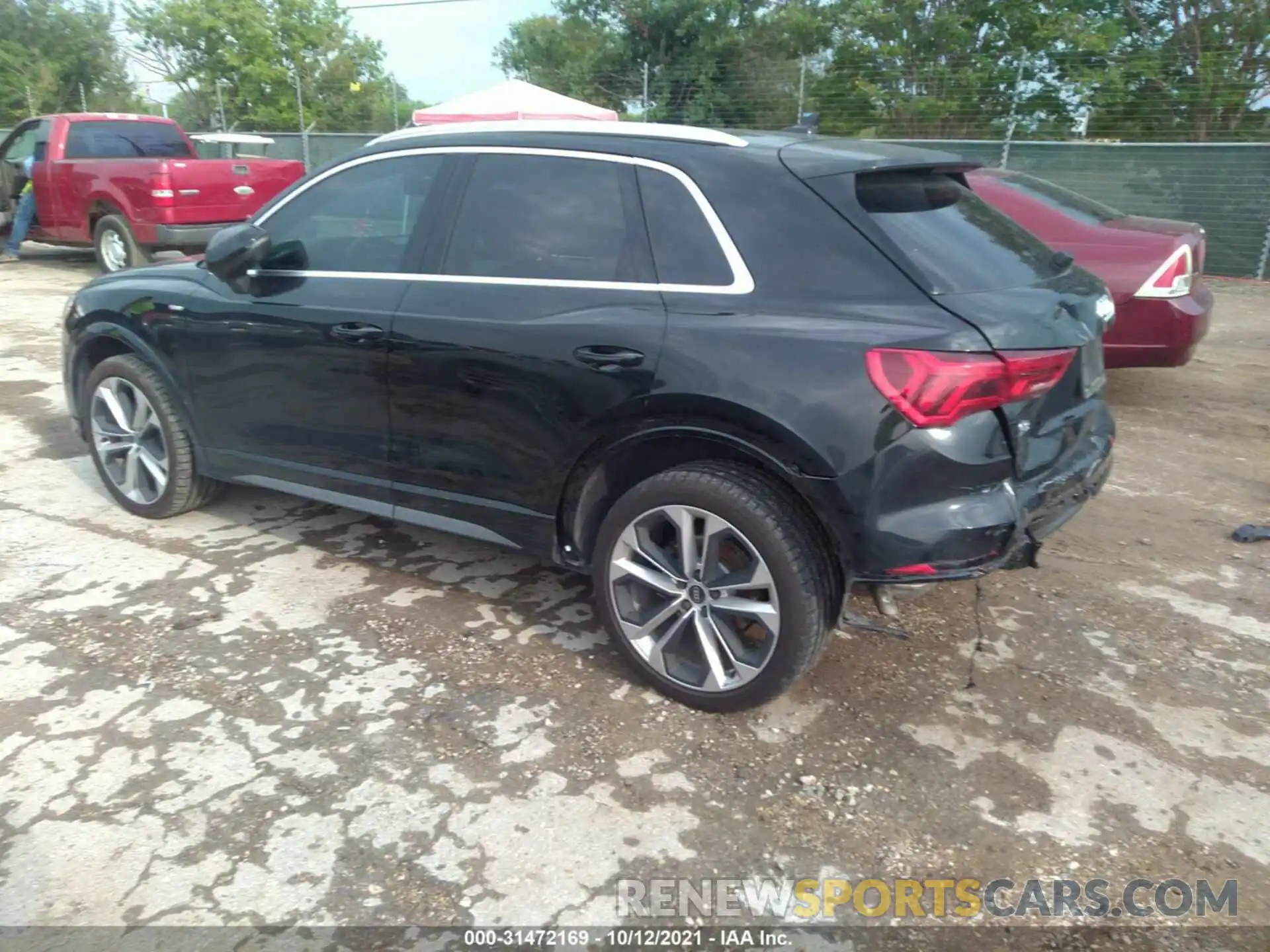 3 Photograph of a damaged car WA1DECF34M1047614 AUDI Q3 2021