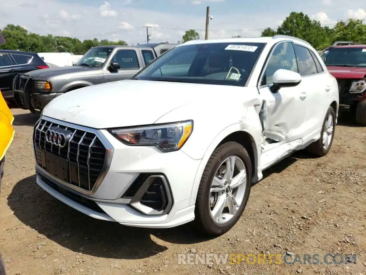 2 Photograph of a damaged car WA1DECF35M1024388 AUDI Q3 2021