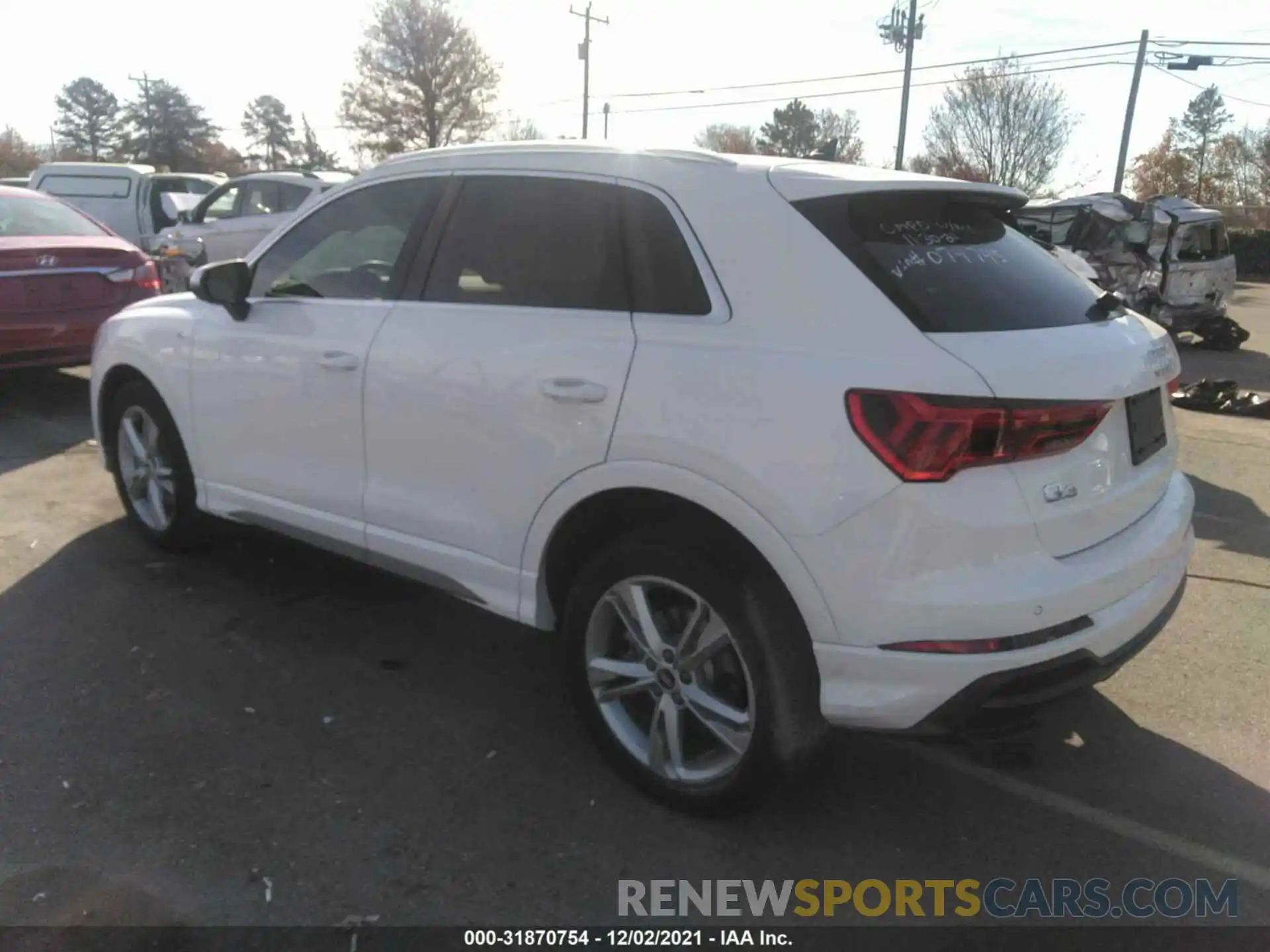 3 Photograph of a damaged car WA1DECF35M1075745 AUDI Q3 2021