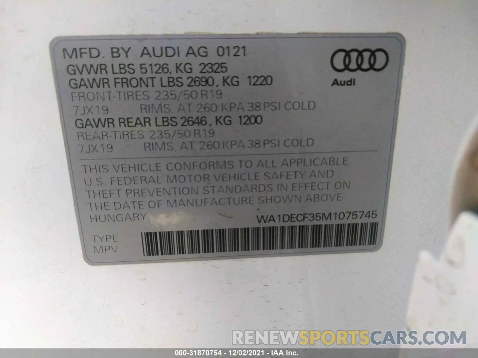 9 Photograph of a damaged car WA1DECF35M1075745 AUDI Q3 2021