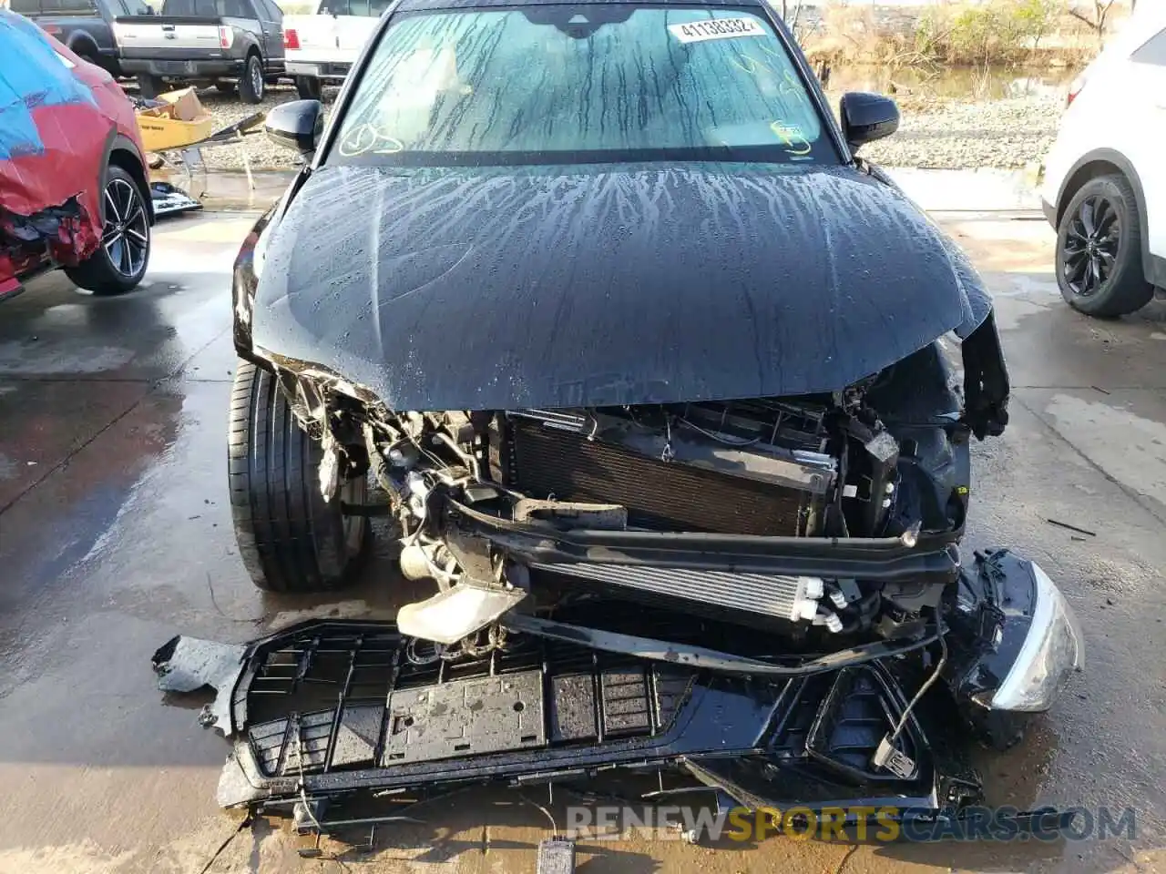 9 Photograph of a damaged car WA1DECF35M1105505 AUDI Q3 2021