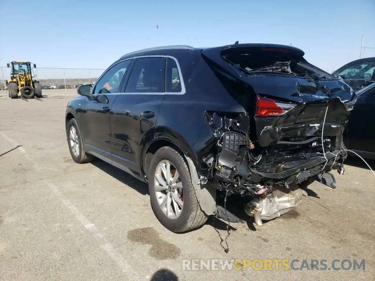 3 Photograph of a damaged car WA1DECF35M1113474 AUDI Q3 2021