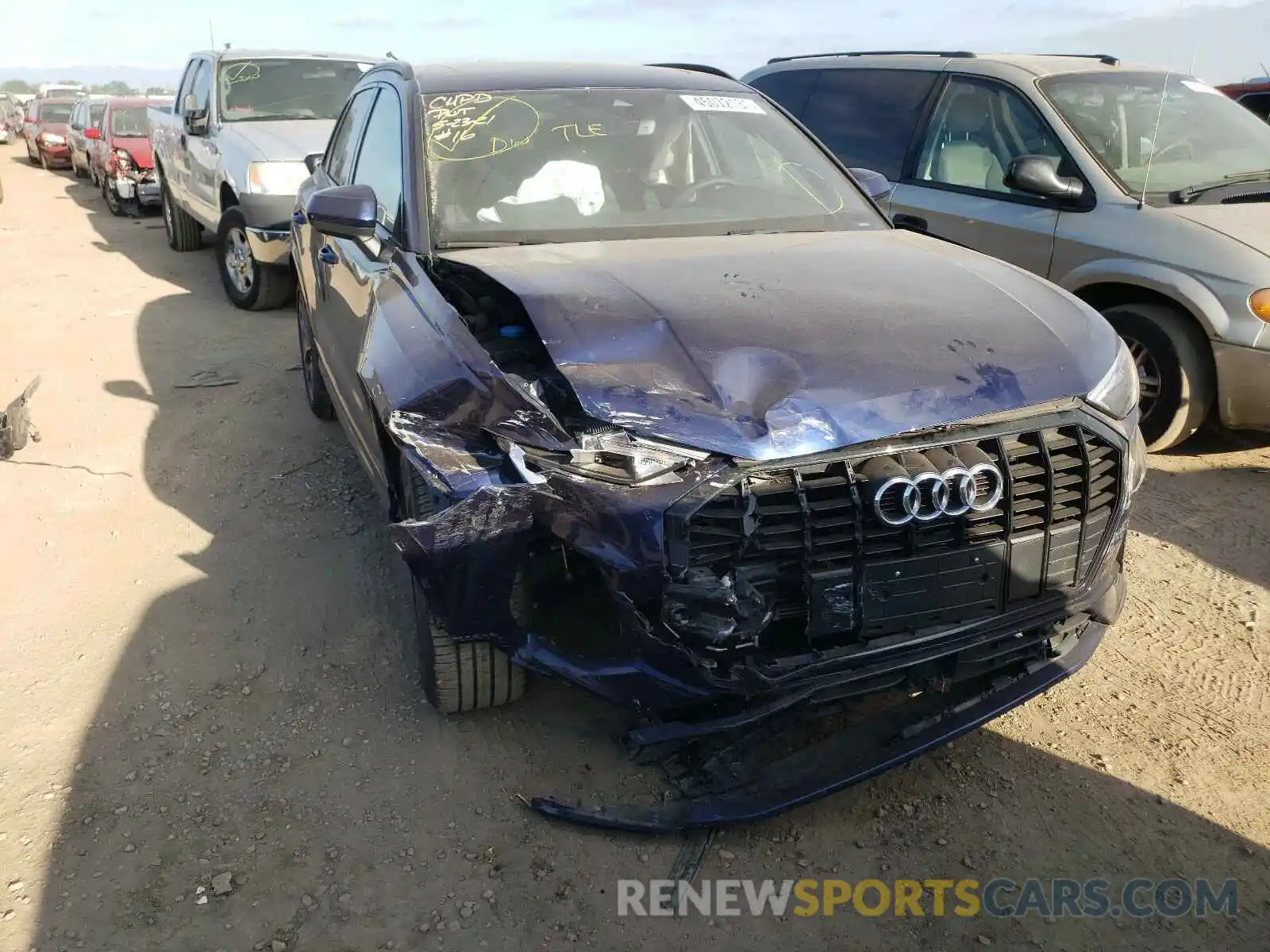 9 Photograph of a damaged car WA1DECF36M1047226 AUDI Q3 2021