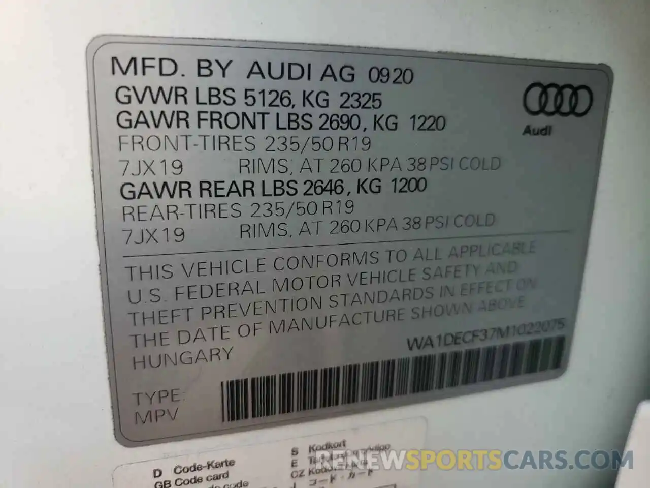 10 Photograph of a damaged car WA1DECF37M1022075 AUDI Q3 2021