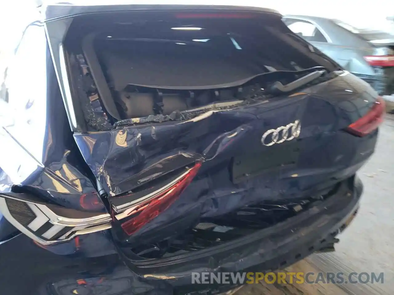 9 Photograph of a damaged car WA1DECF37M1055528 AUDI Q3 2021