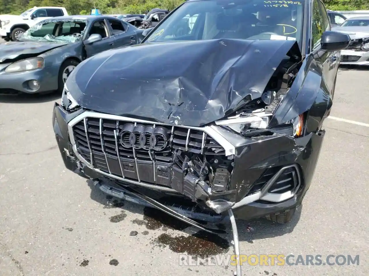 9 Photograph of a damaged car WA1DECF37M1111578 AUDI Q3 2021