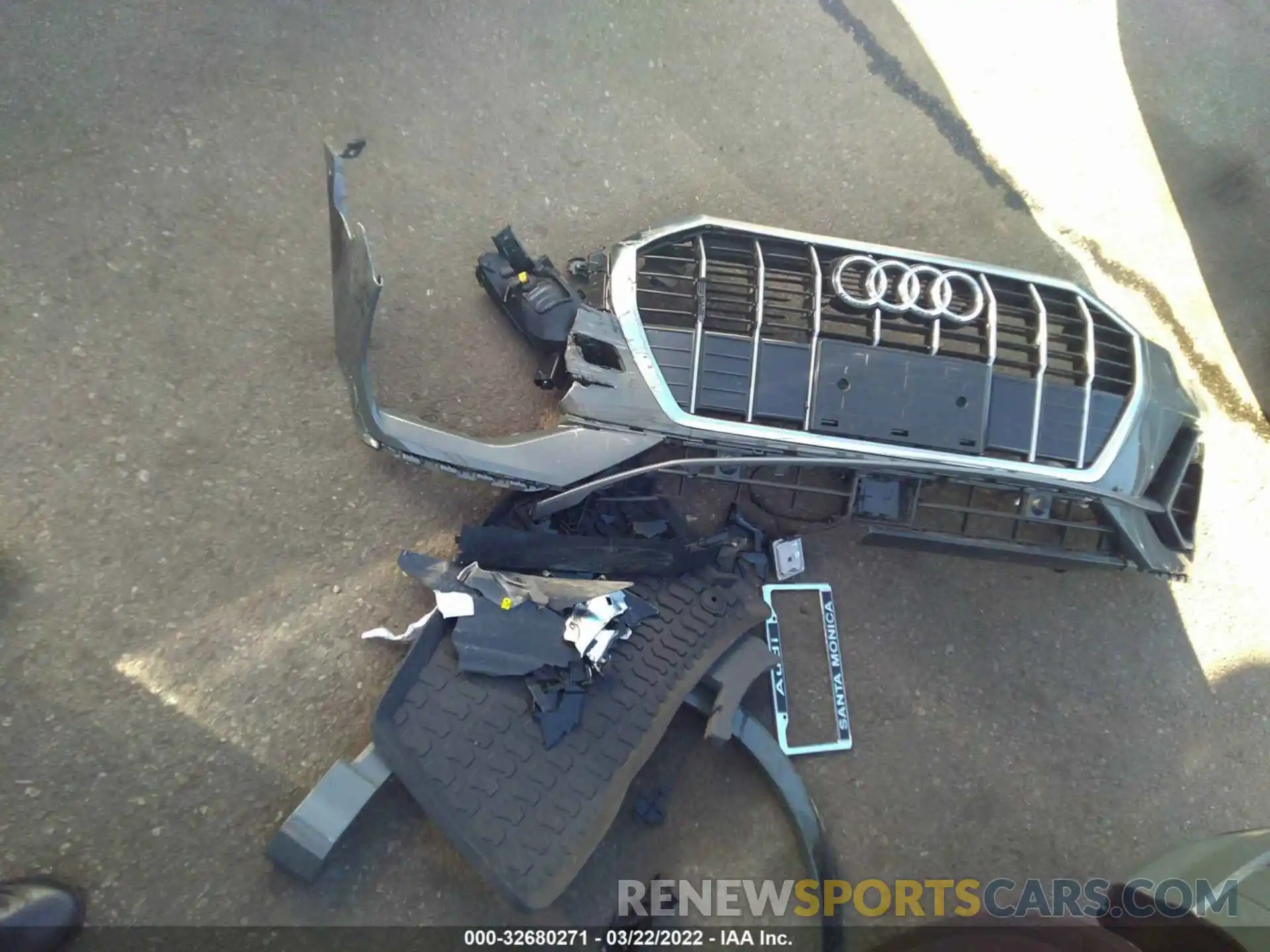 12 Photograph of a damaged car WA1DECF37M1147318 AUDI Q3 2021