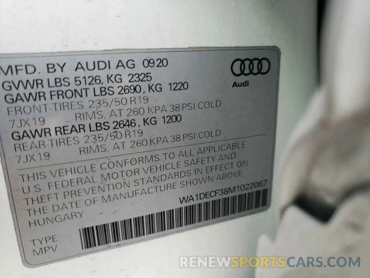 10 Photograph of a damaged car WA1DECF38M1022067 AUDI Q3 2021