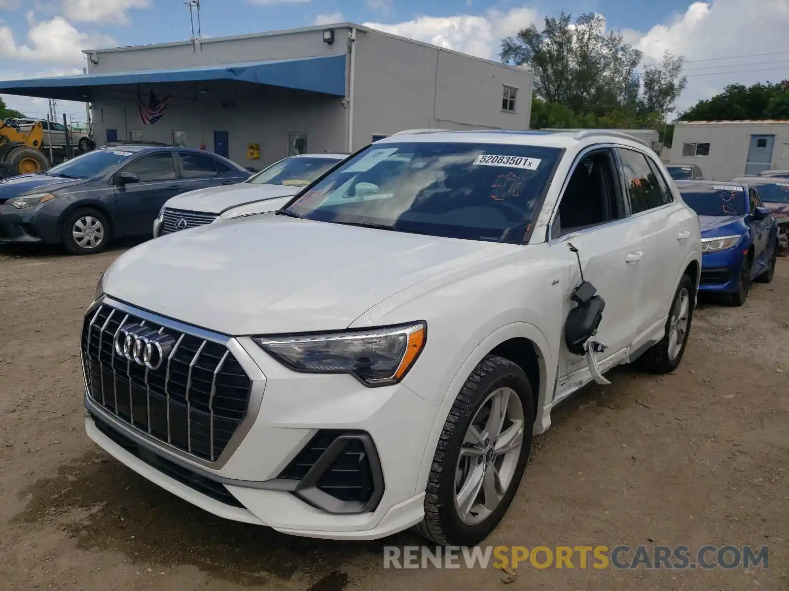 2 Photograph of a damaged car WA1DECF38M1032758 AUDI Q3 2021