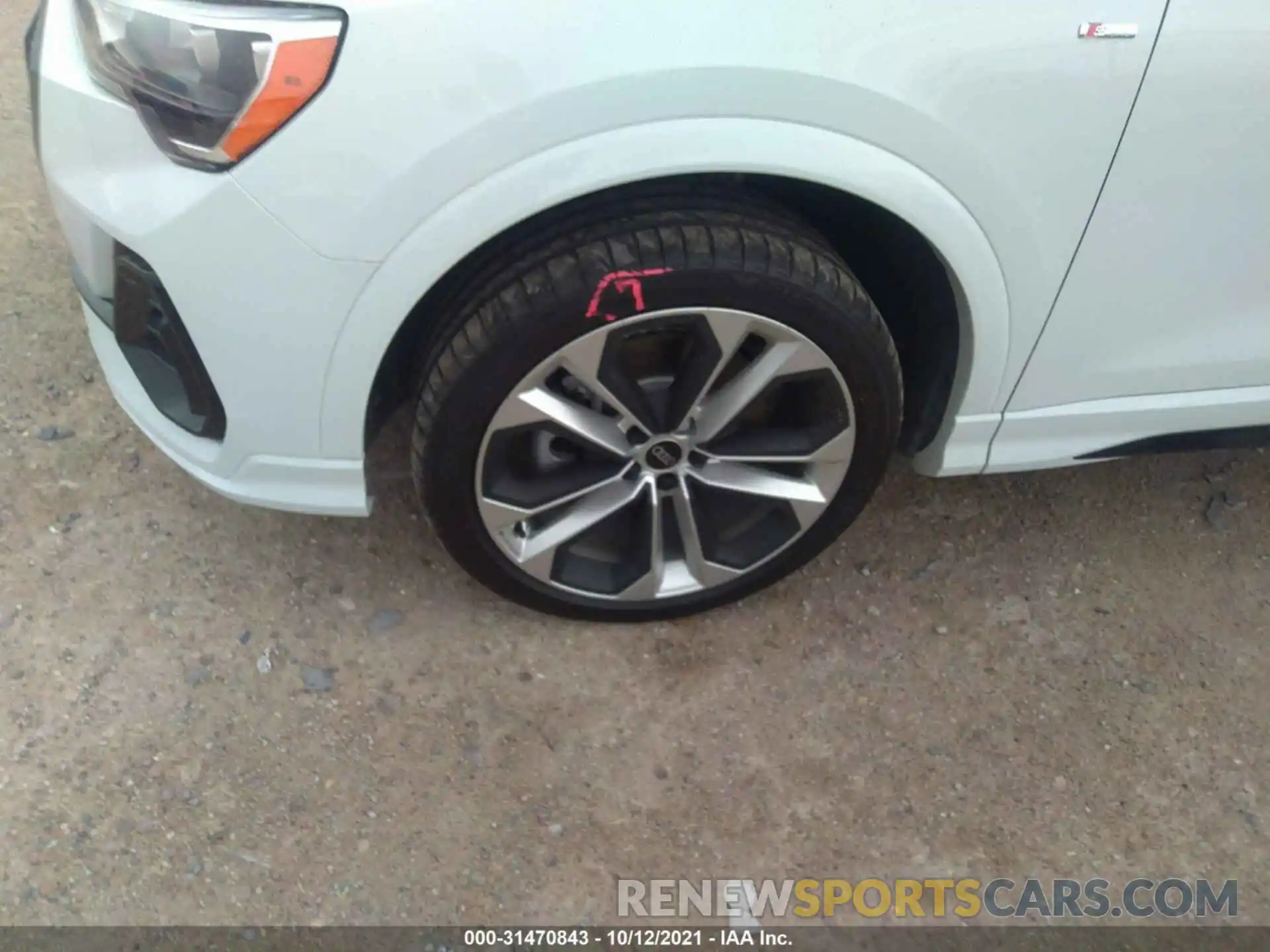 12 Фотография поврежденного автомобиля WA1DECF38M1058180 AUDI Q3 2021