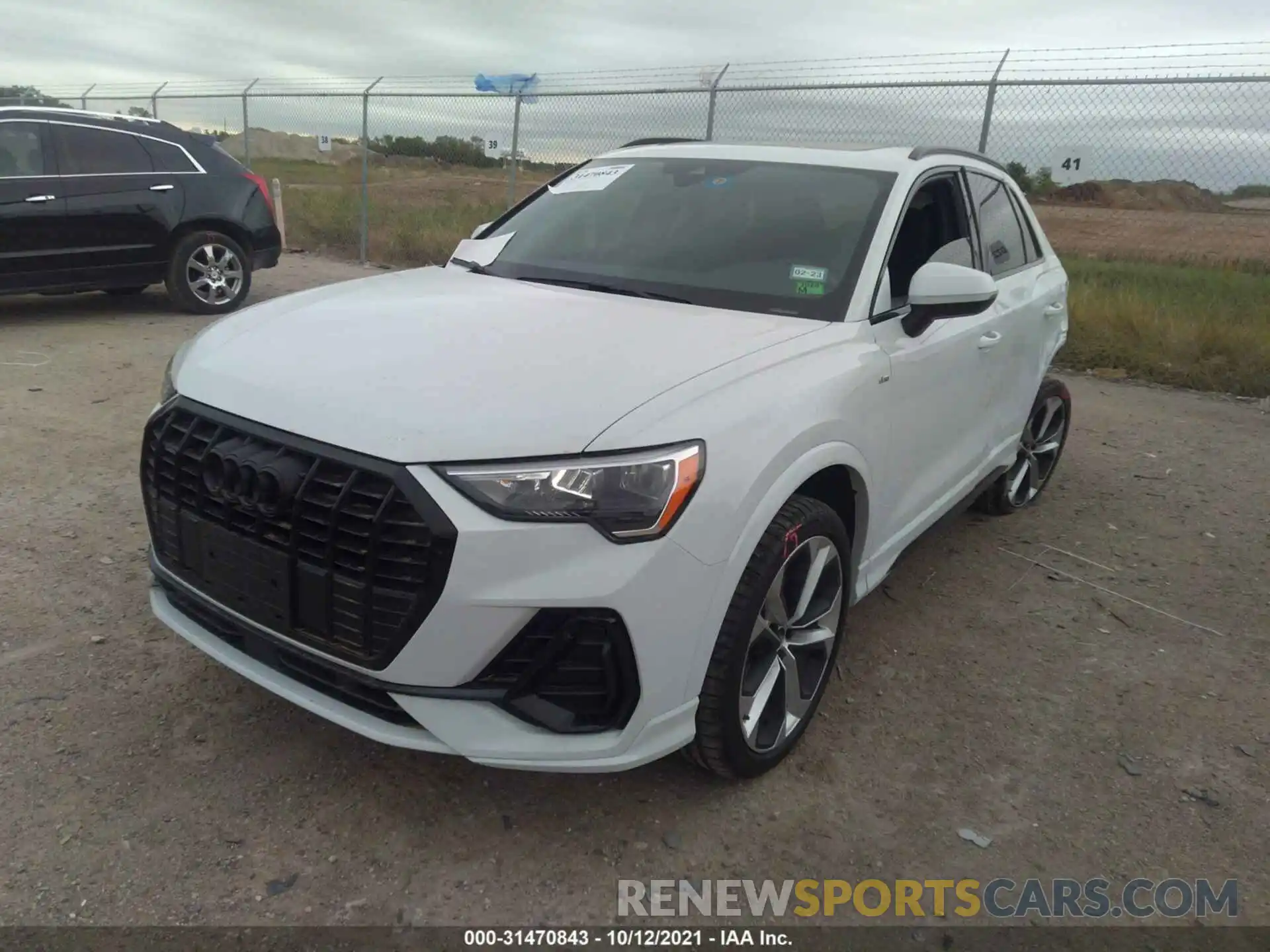 2 Photograph of a damaged car WA1DECF38M1058180 AUDI Q3 2021