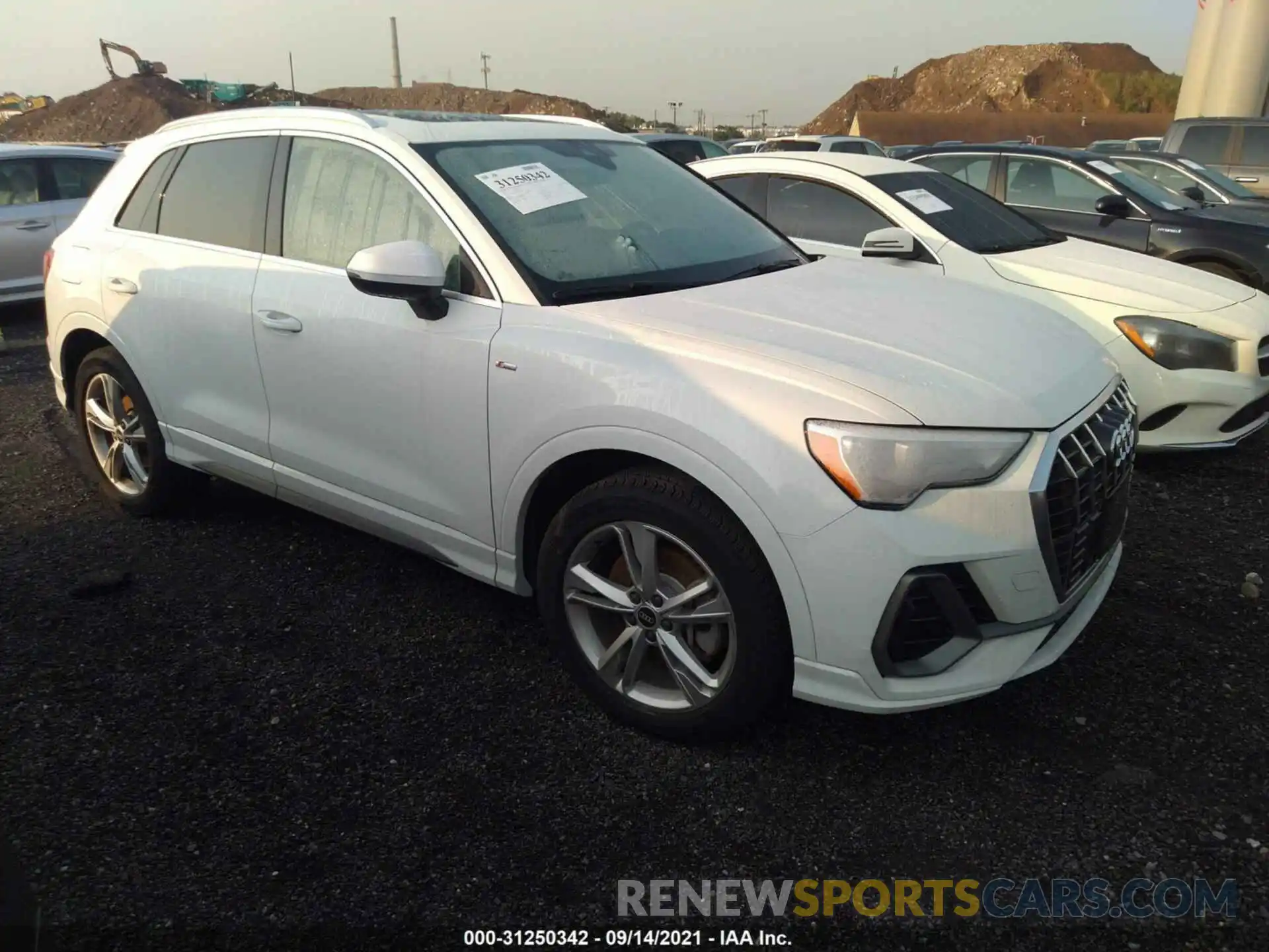 1 Фотография поврежденного автомобиля WA1DECF39M1025351 AUDI Q3 2021