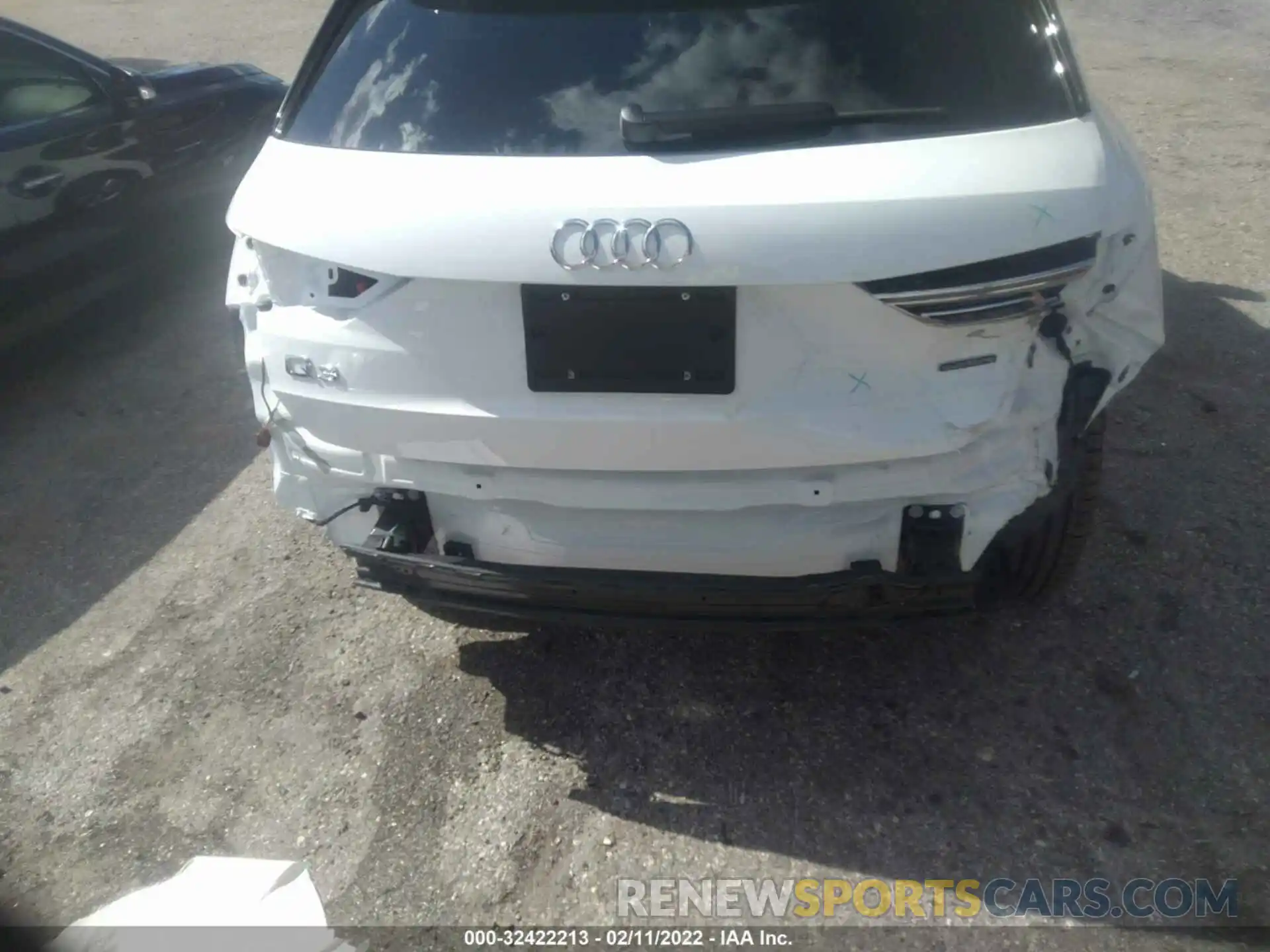 6 Photograph of a damaged car WA1DECF39M1034003 AUDI Q3 2021