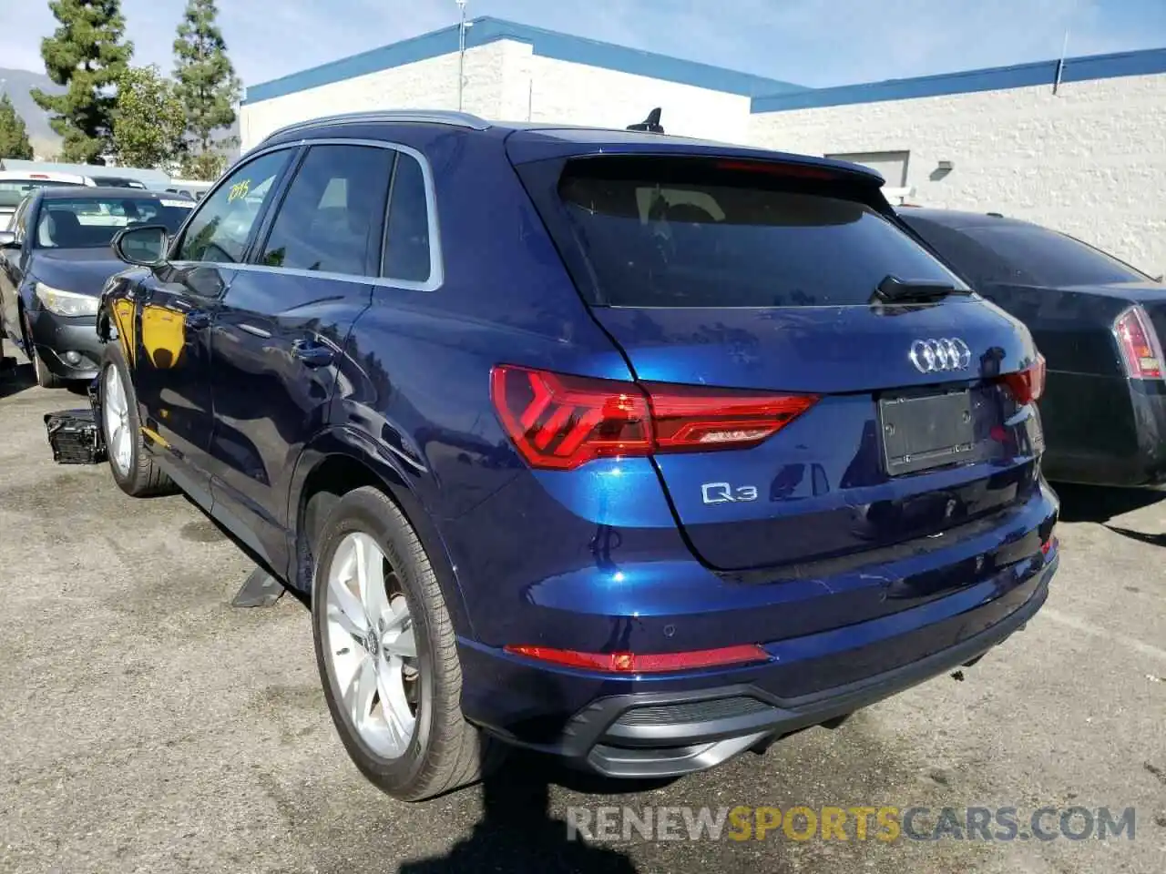 3 Photograph of a damaged car WA1DECF3XM1007294 AUDI Q3 2021