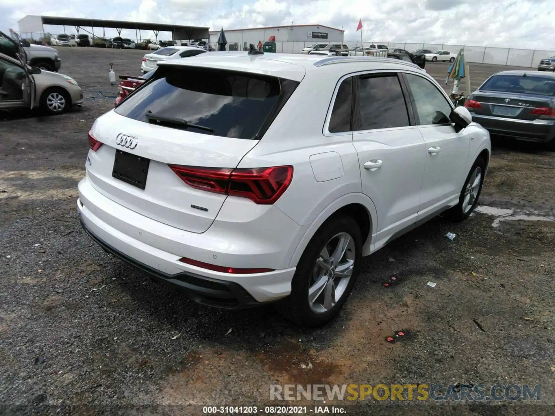 4 Фотография поврежденного автомобиля WA1DECF3XM1008526 AUDI Q3 2021