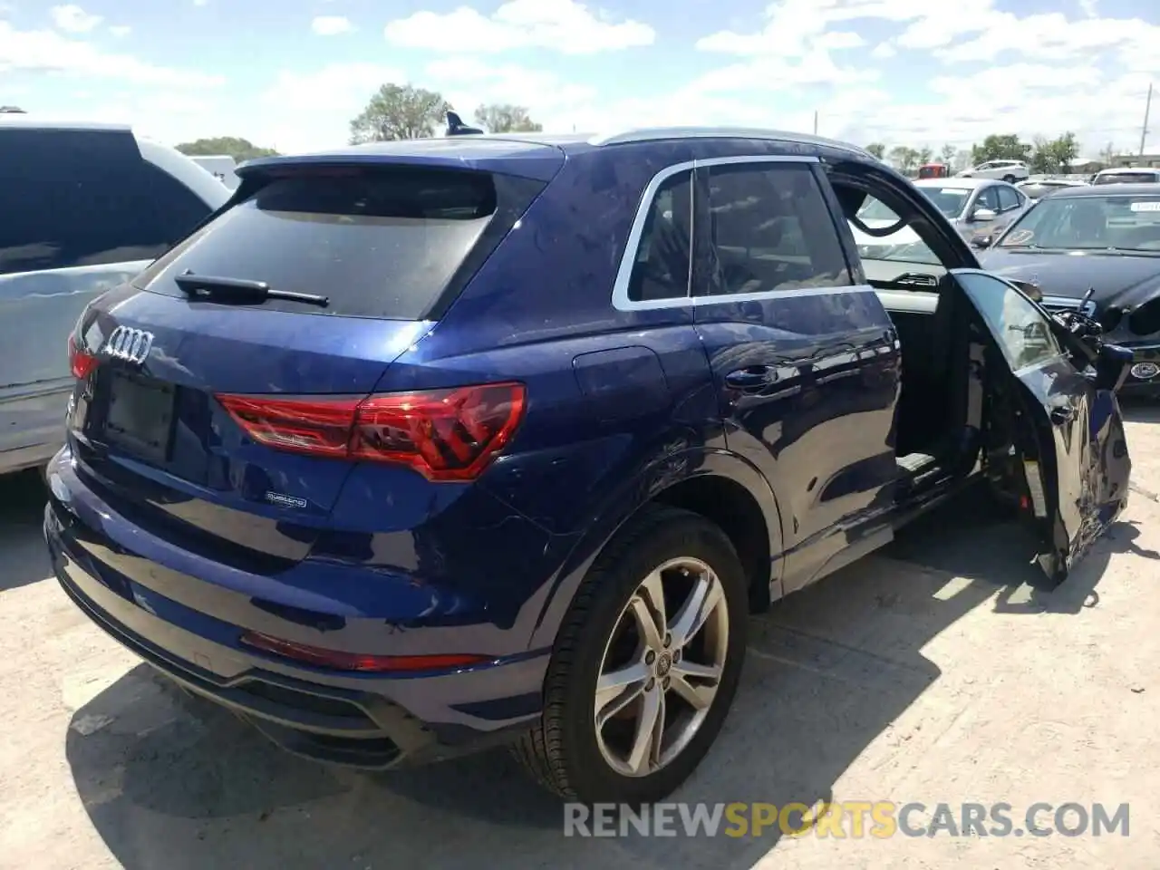 4 Photograph of a damaged car WA1DECF3XM1024631 AUDI Q3 2021