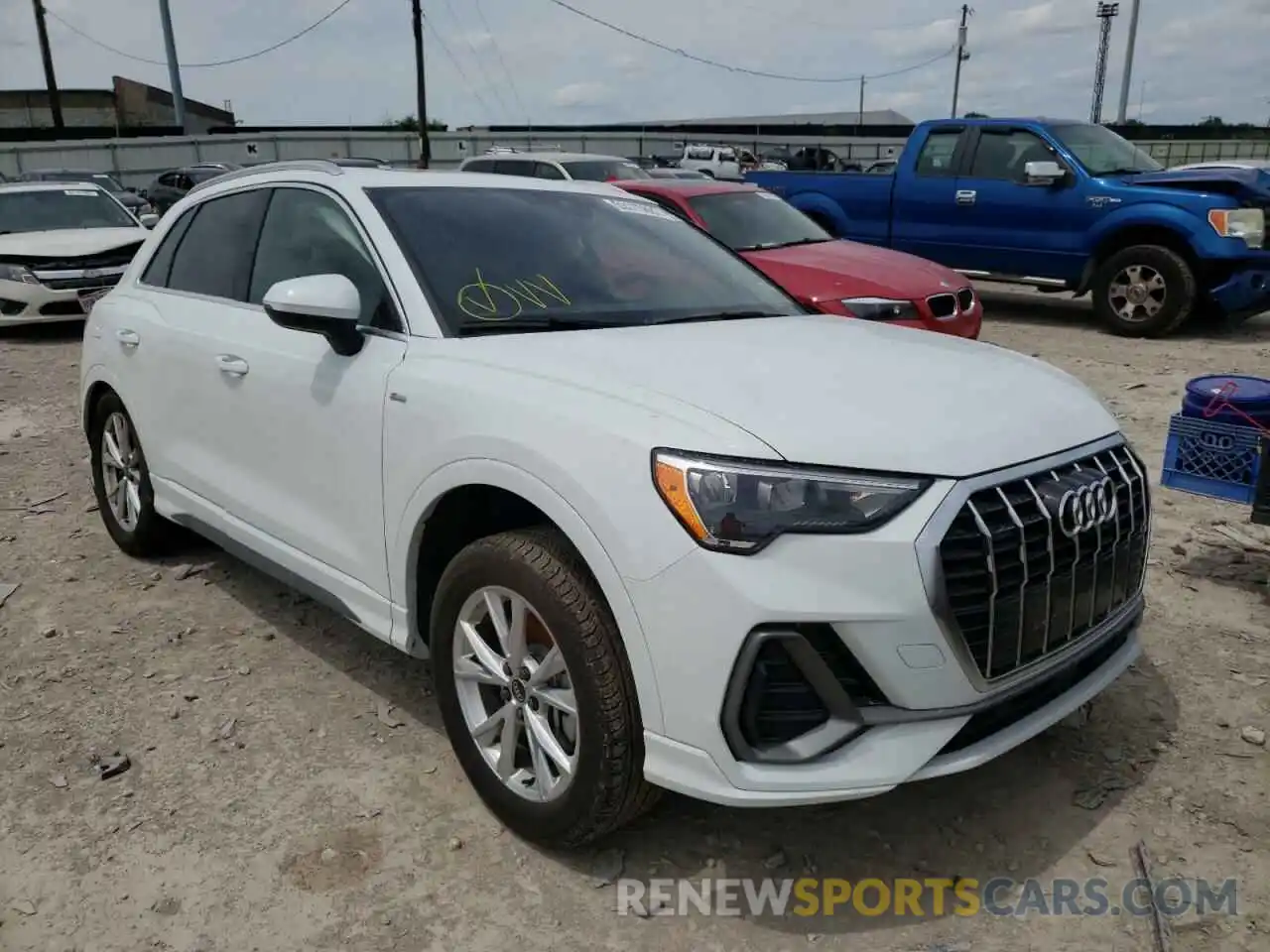 1 Photograph of a damaged car WA1DECF3XM1025133 AUDI Q3 2021