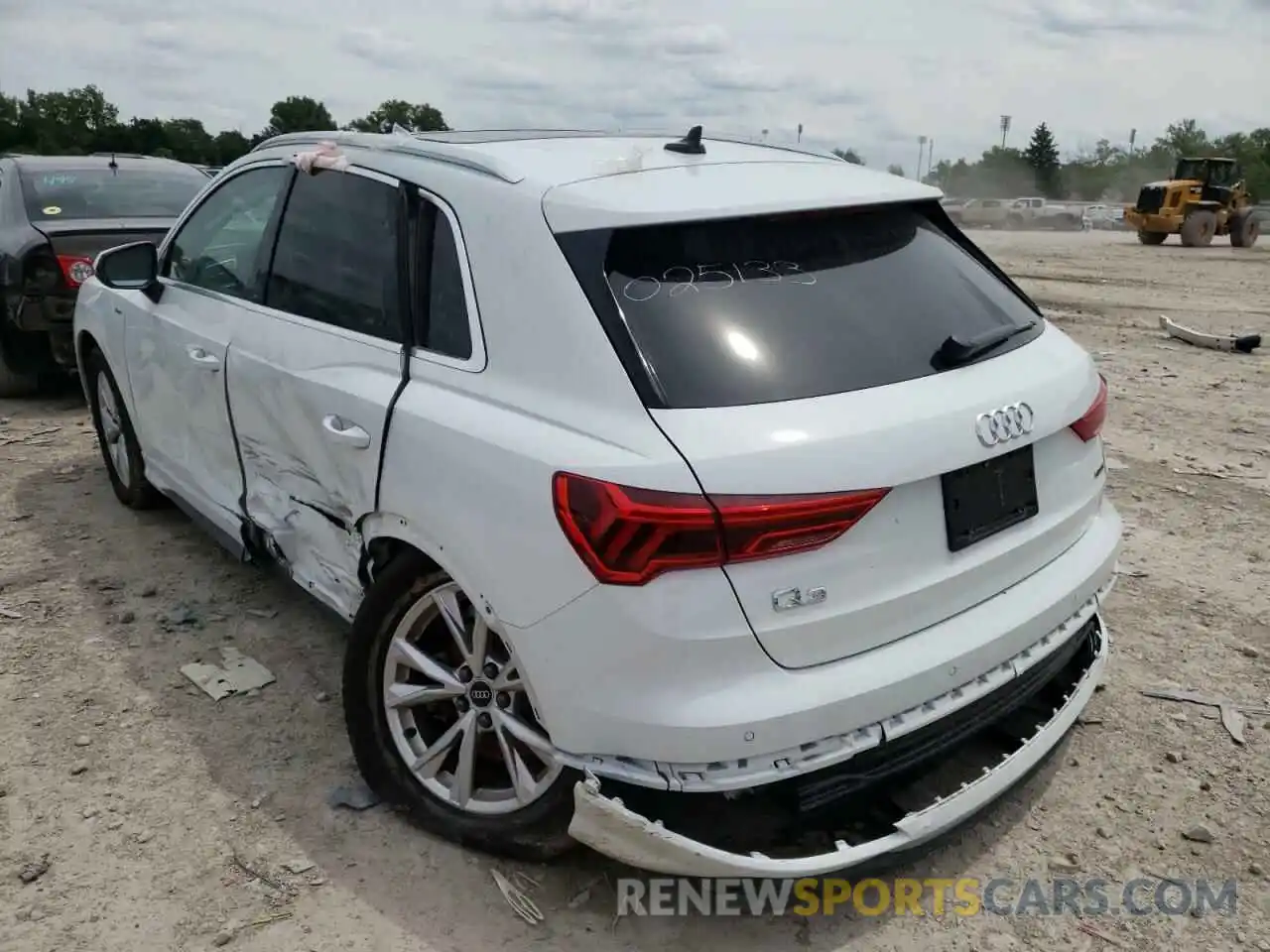 3 Фотография поврежденного автомобиля WA1DECF3XM1025133 AUDI Q3 2021