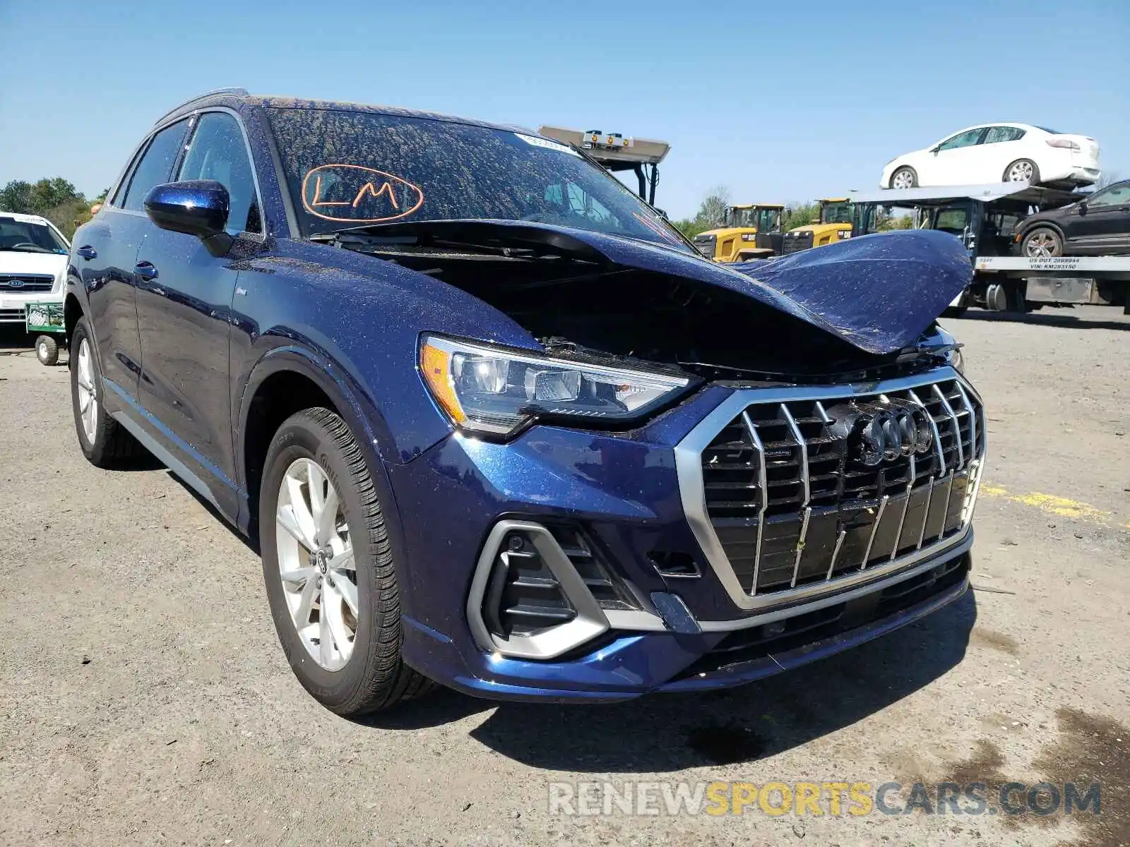 1 Photograph of a damaged car WA1DECF3XM1033510 AUDI Q3 2021