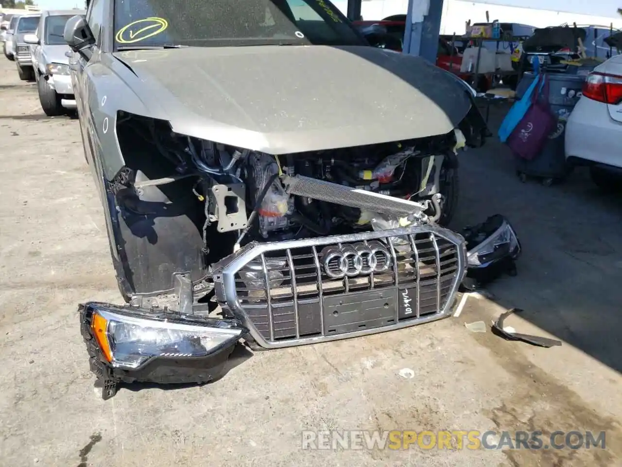 9 Photograph of a damaged car WA1DECF3XM1033927 AUDI Q3 2021