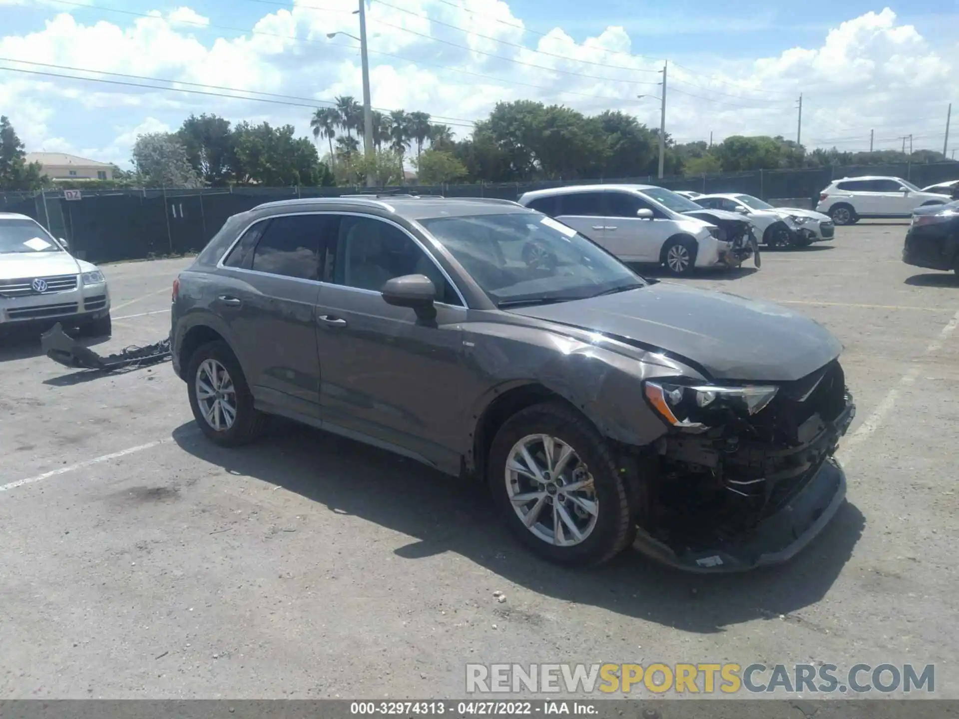 1 Photograph of a damaged car WA1DECF3XM1034155 AUDI Q3 2021