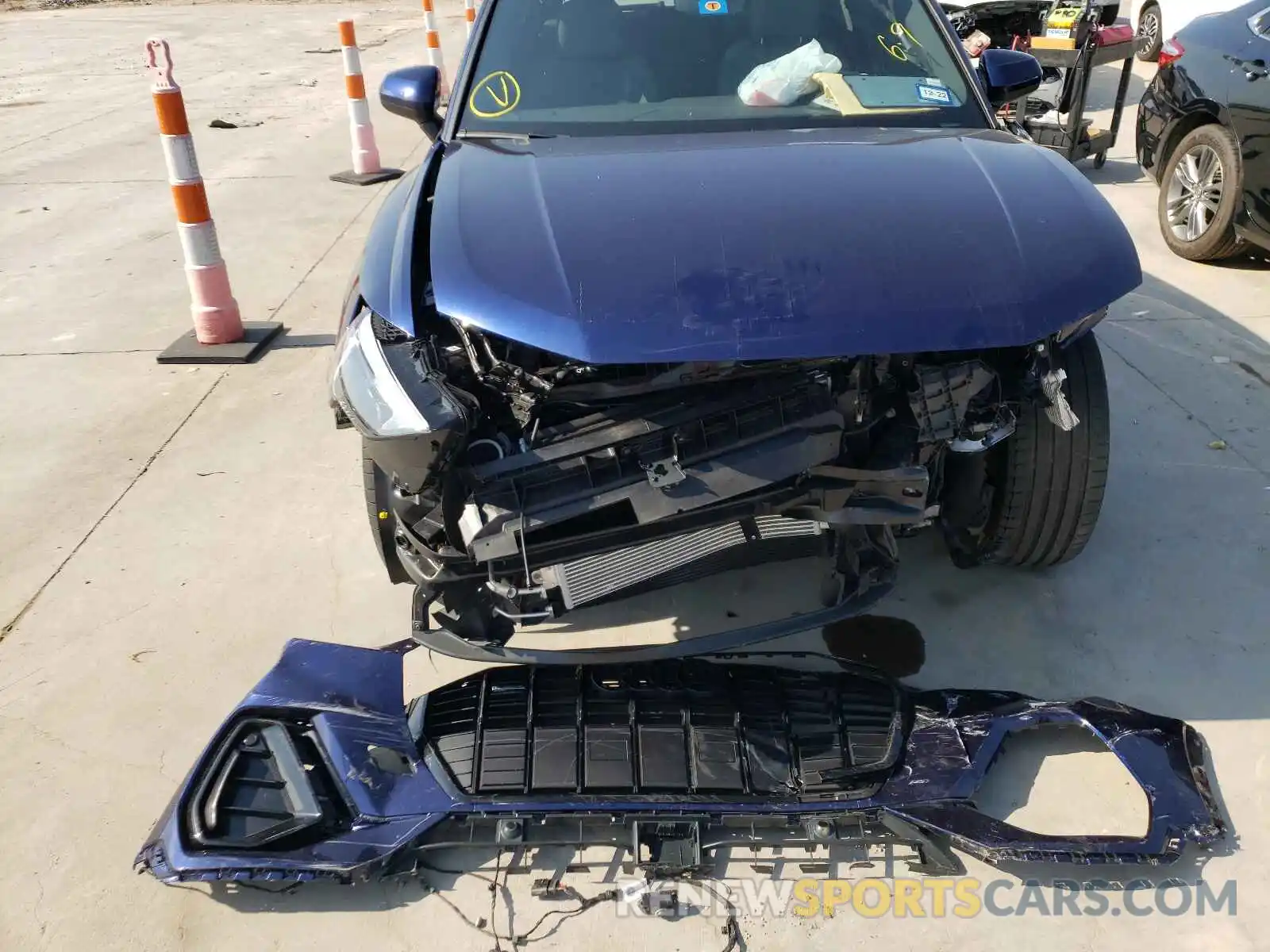 9 Photograph of a damaged car WA1DECF3XM1036942 AUDI Q3 2021