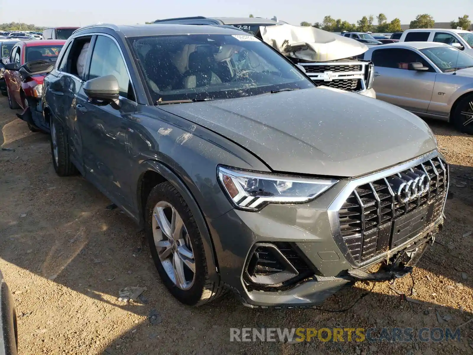 1 Photograph of a damaged car WA1EECF30M1009172 AUDI Q3 2021