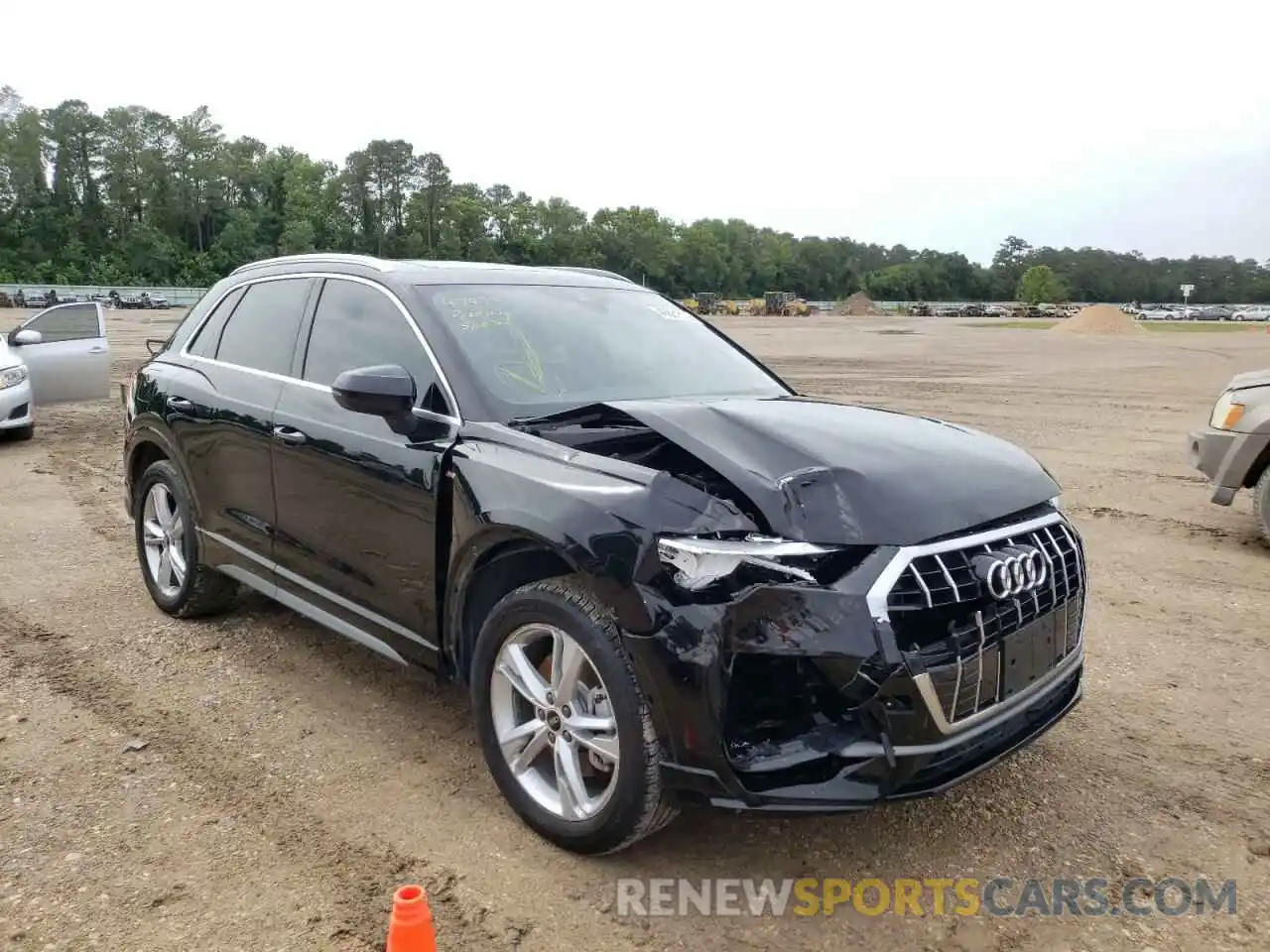 1 Photograph of a damaged car WA1EECF30M1031429 AUDI Q3 2021