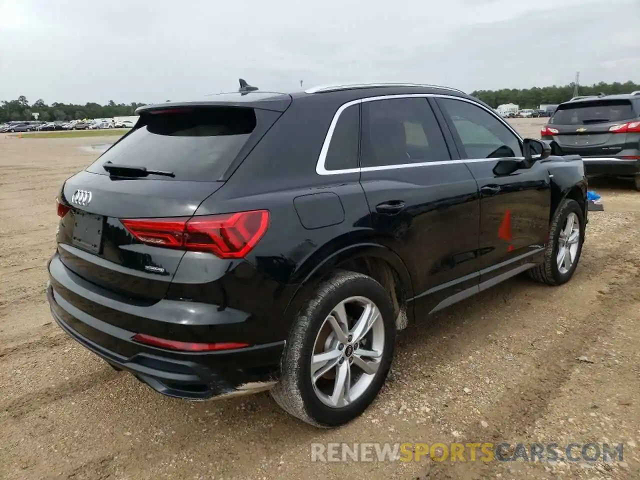 4 Фотография поврежденного автомобиля WA1EECF30M1031429 AUDI Q3 2021