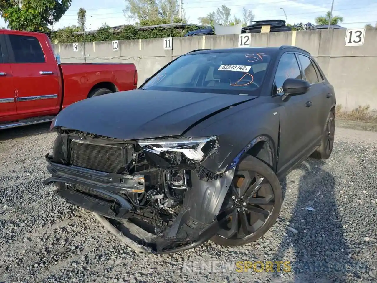 2 Photograph of a damaged car WA1EECF30M1113080 AUDI Q3 2021